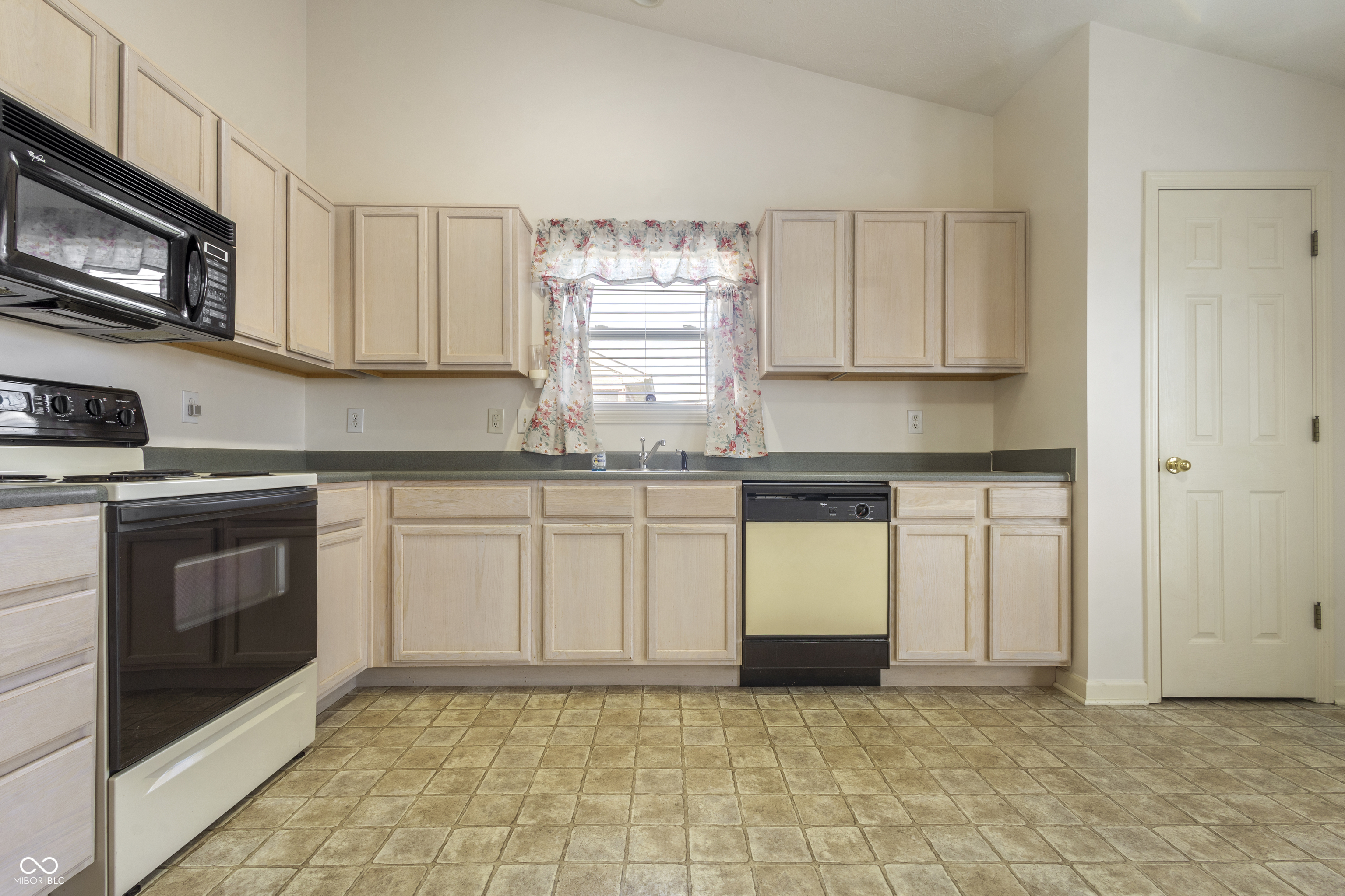5233 Birmingham Drive