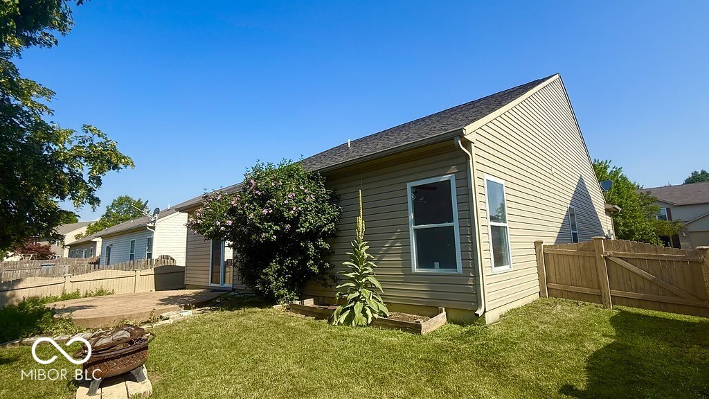 15554 Outside Trail