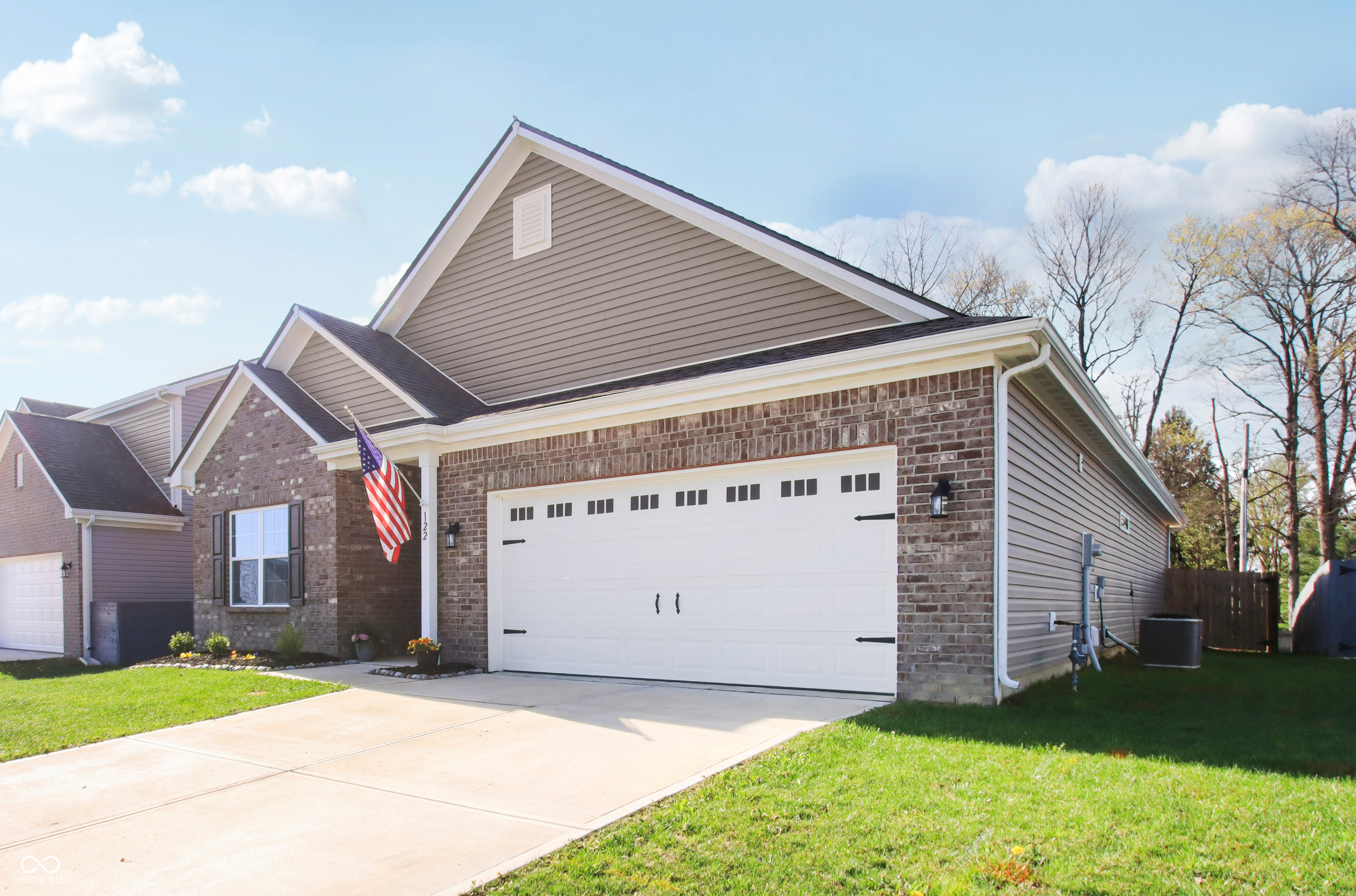 122 Winding Brook Way