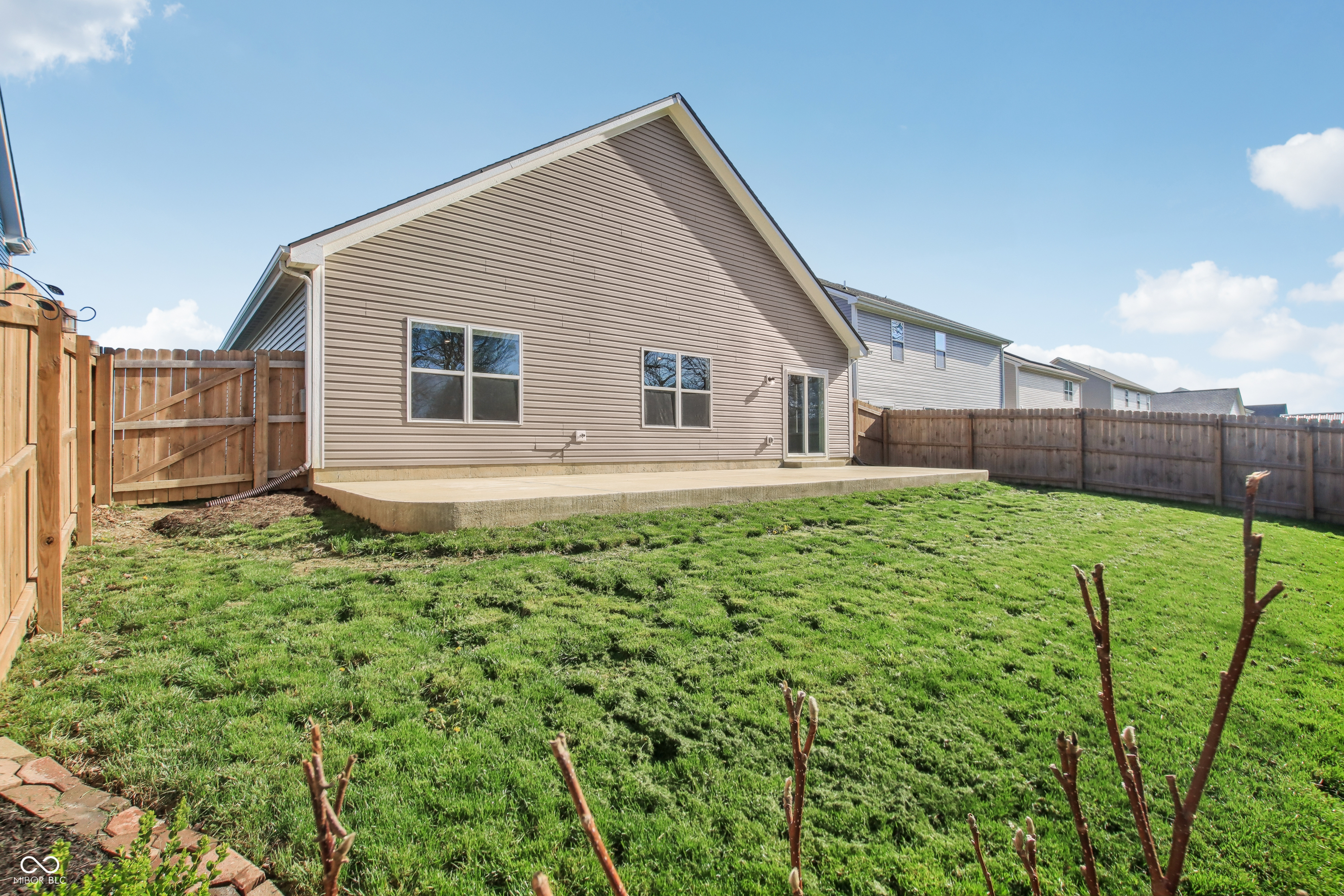 122 Winding Brook Way