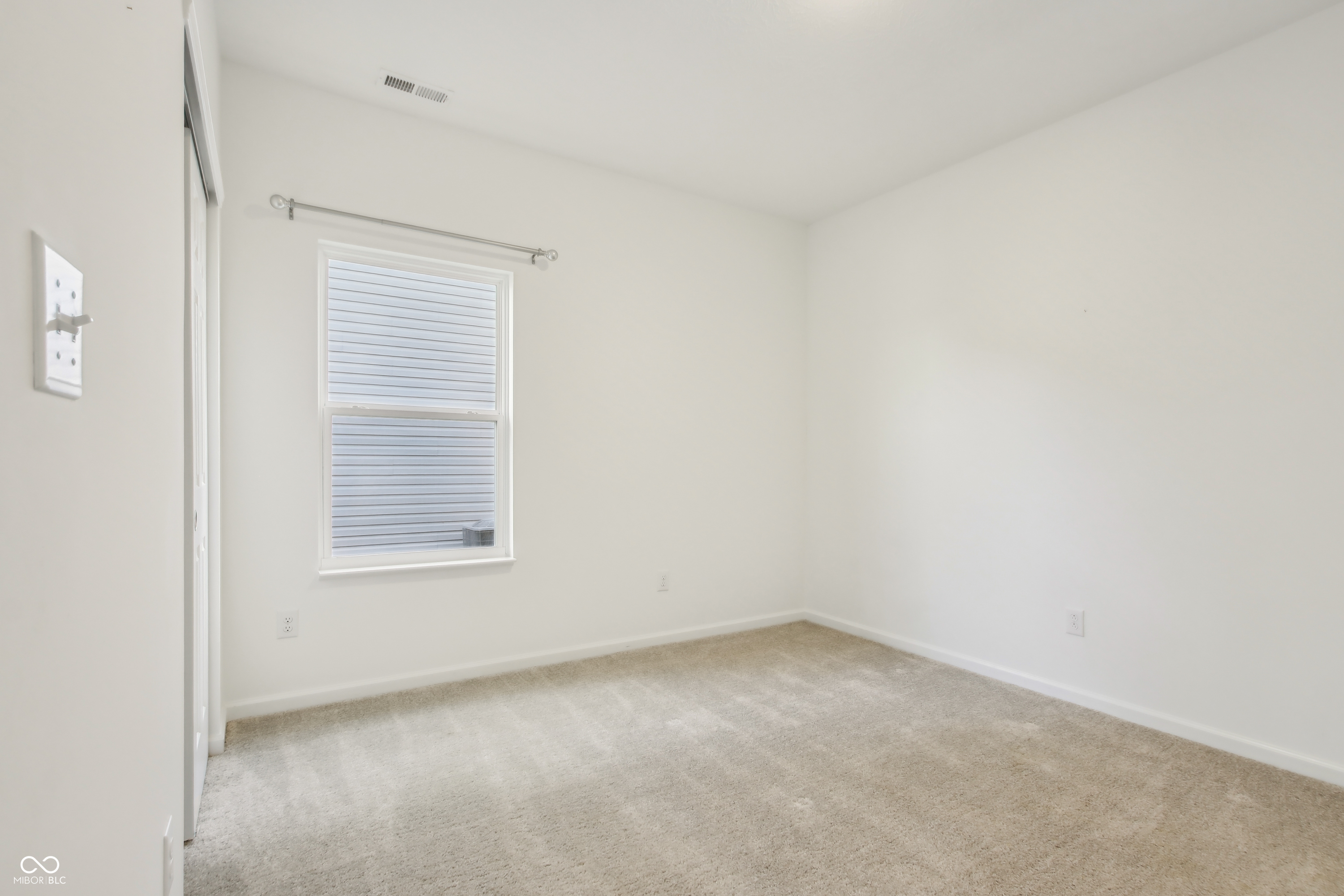 122 Winding Brook Way