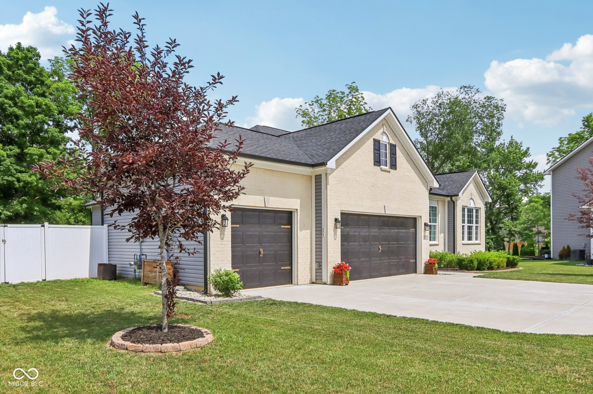 14729 Erica Lane