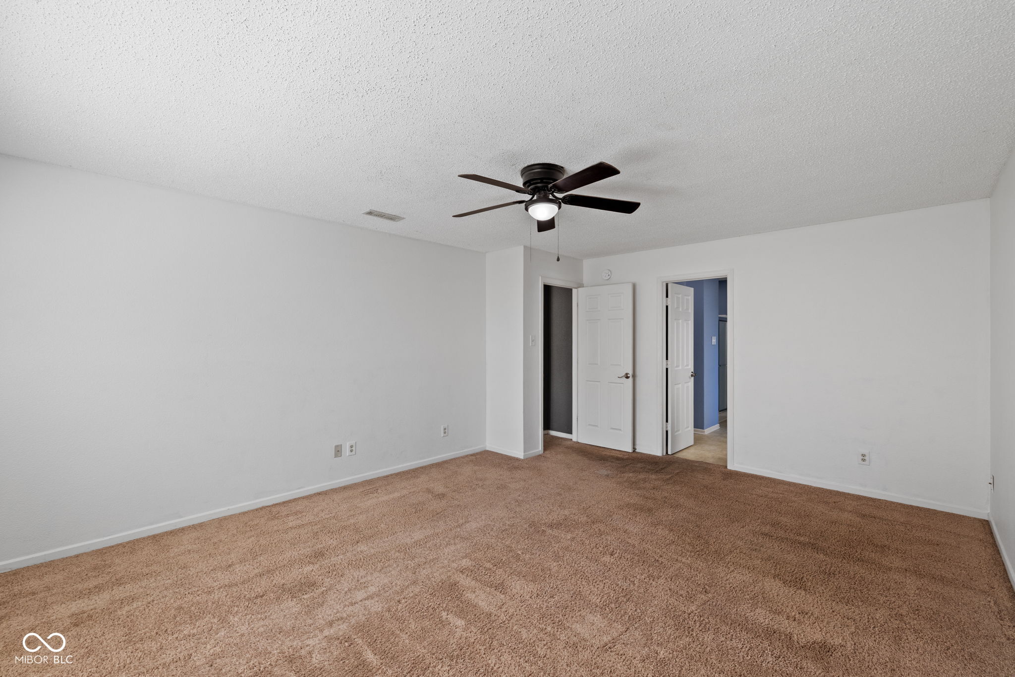 14283 Refreshing Garden Lane