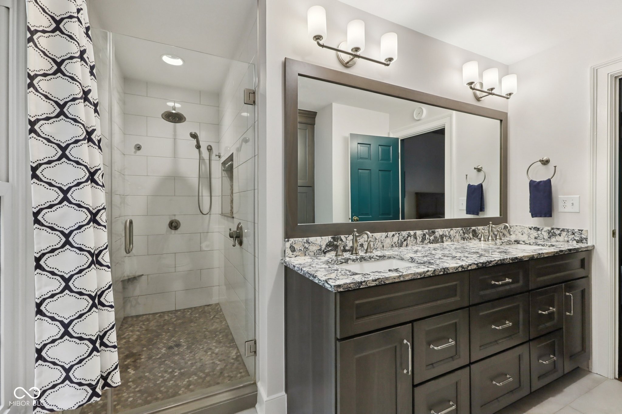 8391 N Illinois Street