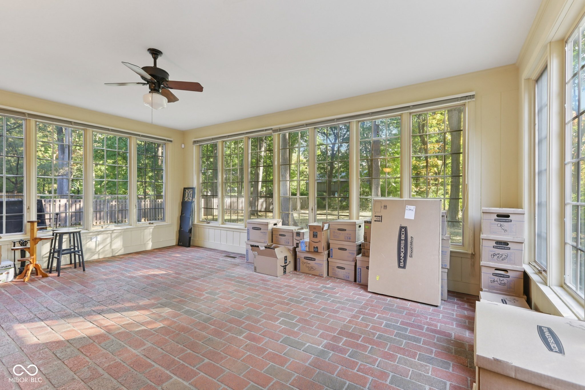 8391 N Illinois Street