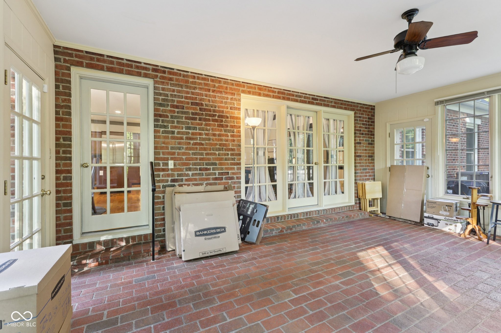 8391 N Illinois Street