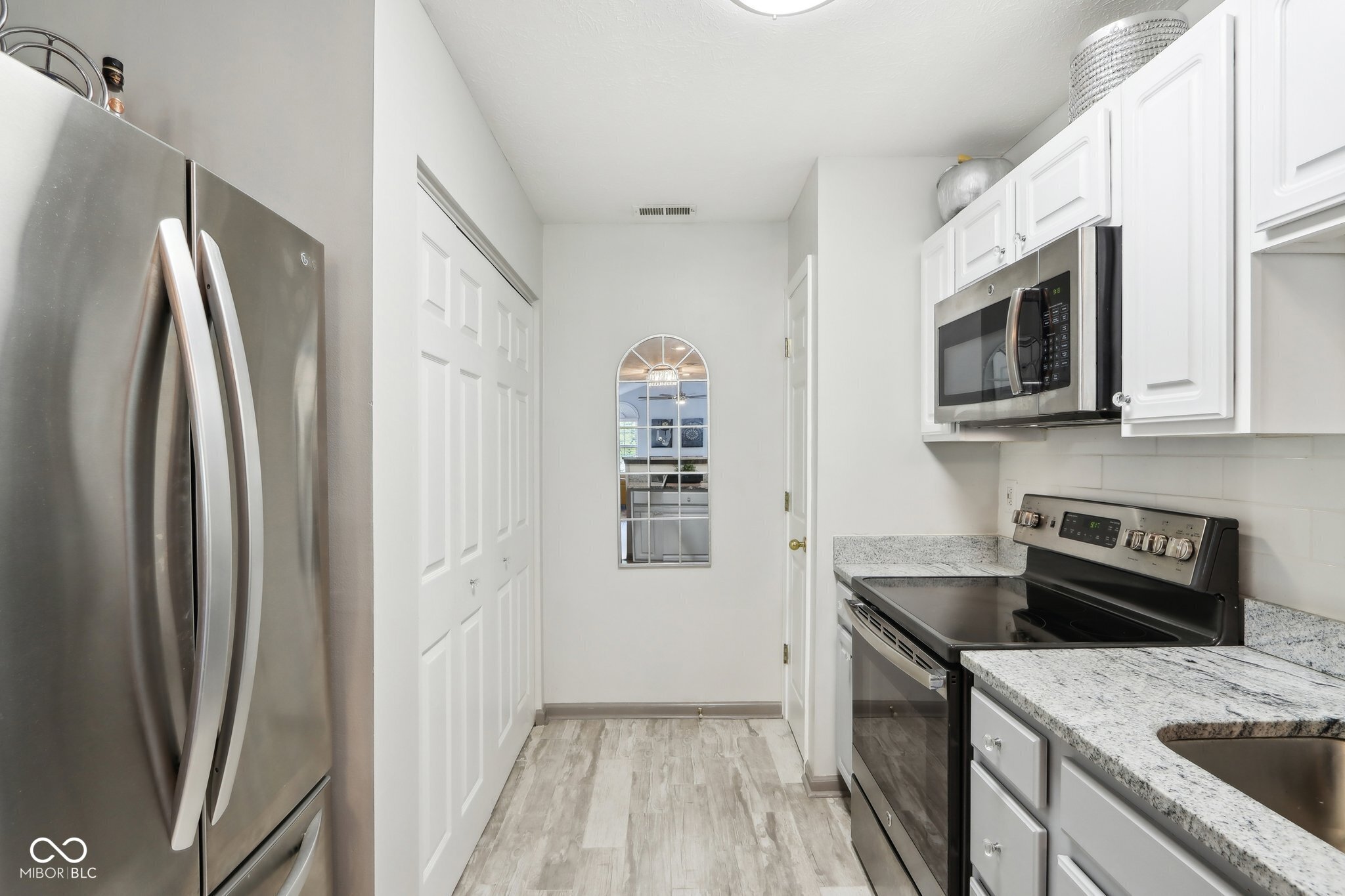 6711 Bridgefield Way