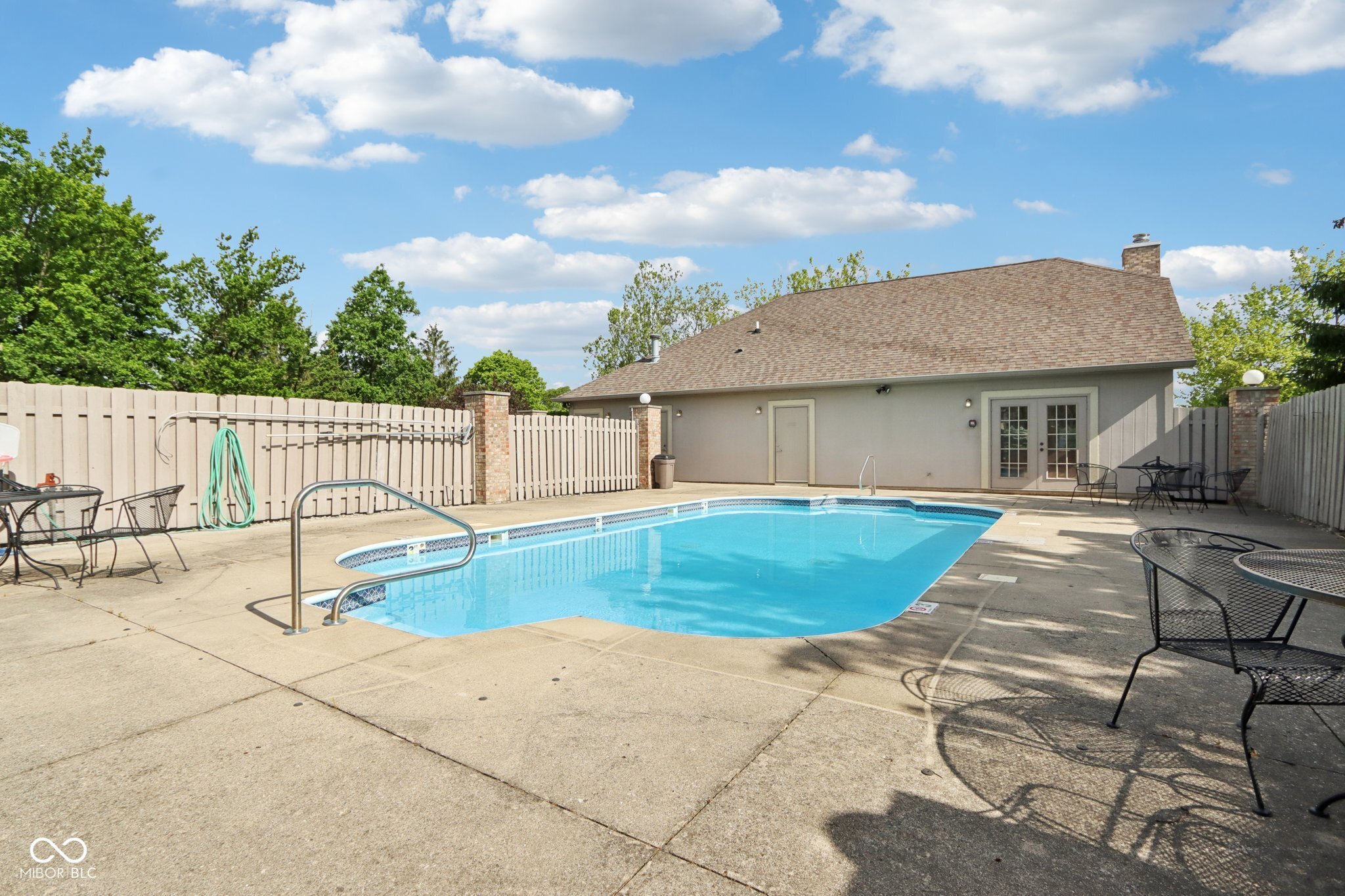 6711 Bridgefield Way