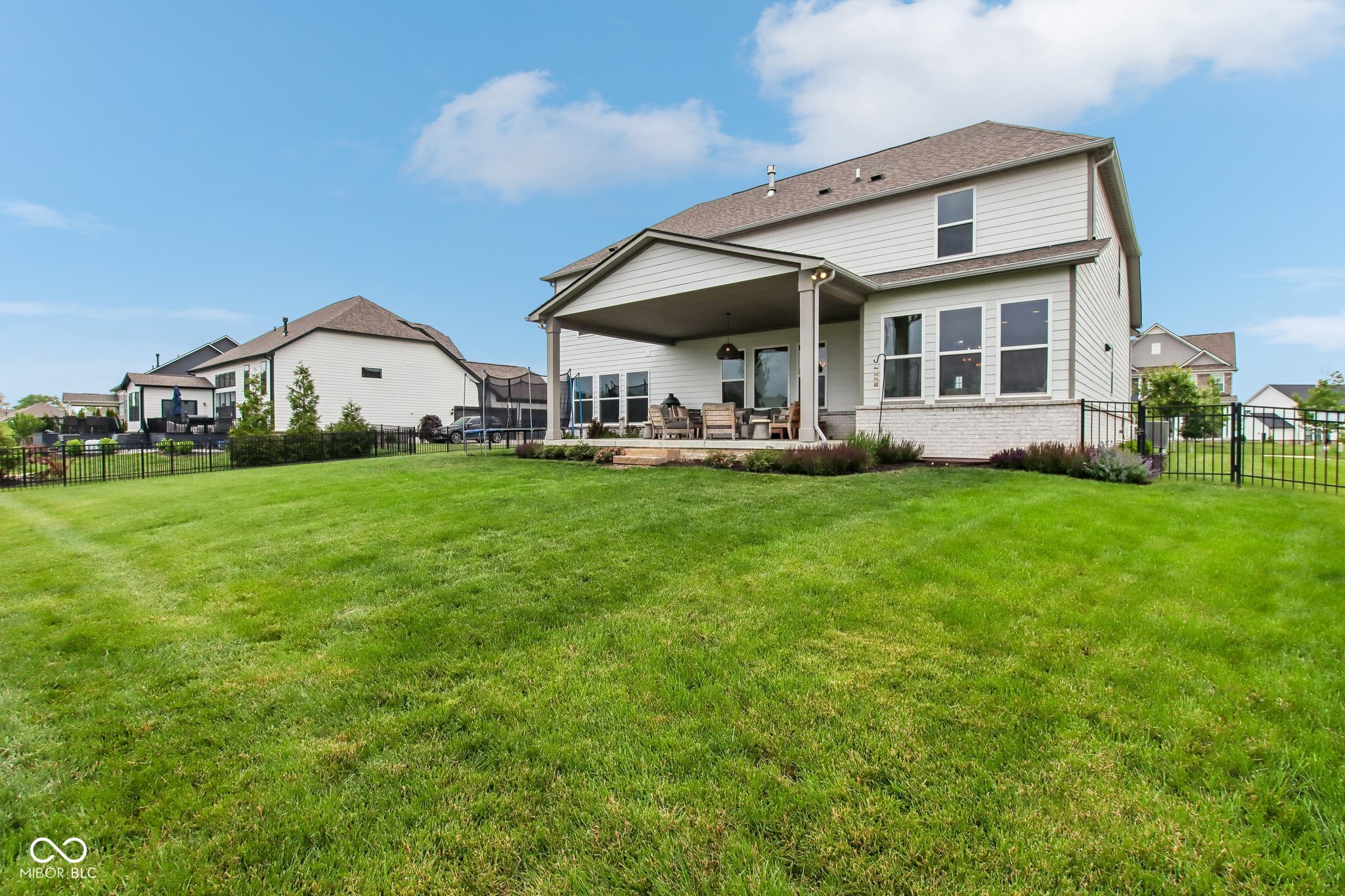 2661 Paperbark Creek Drive