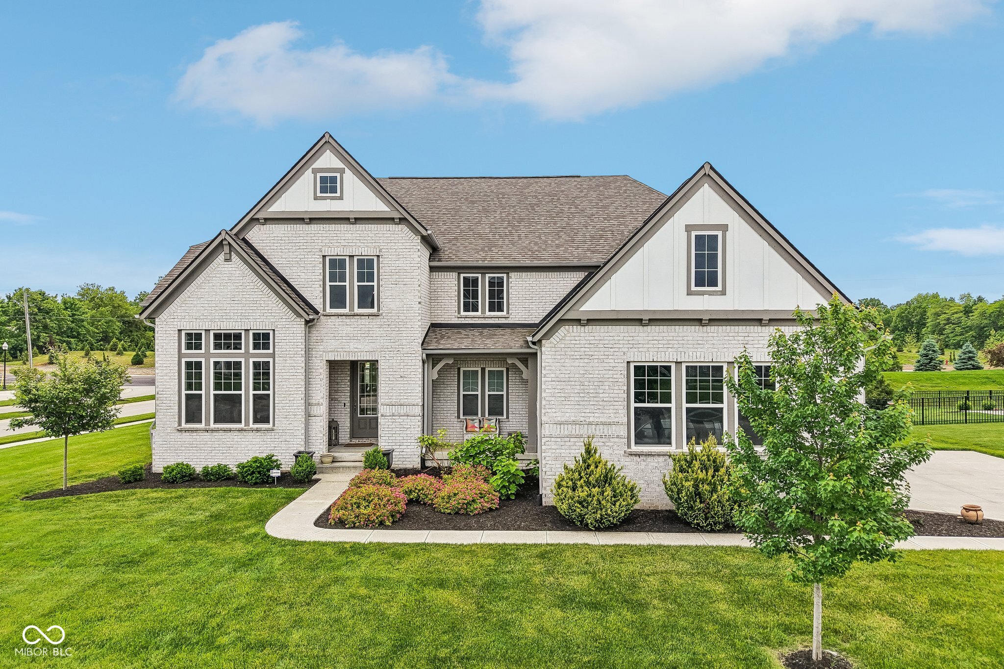 2661 Paperbark Creek Drive