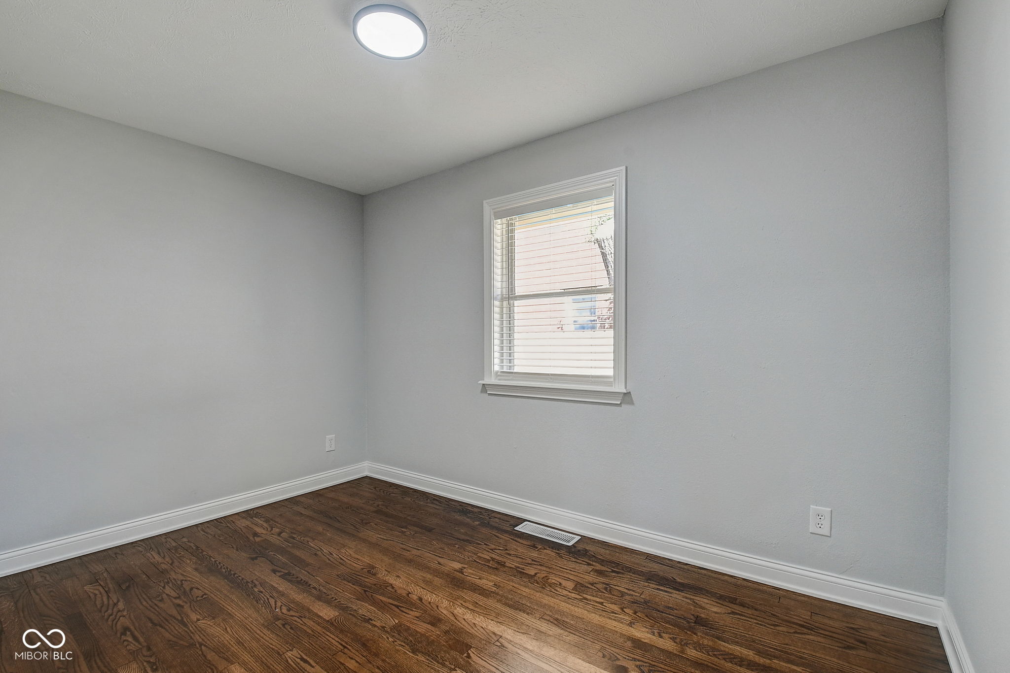 3915 N Audubon Road