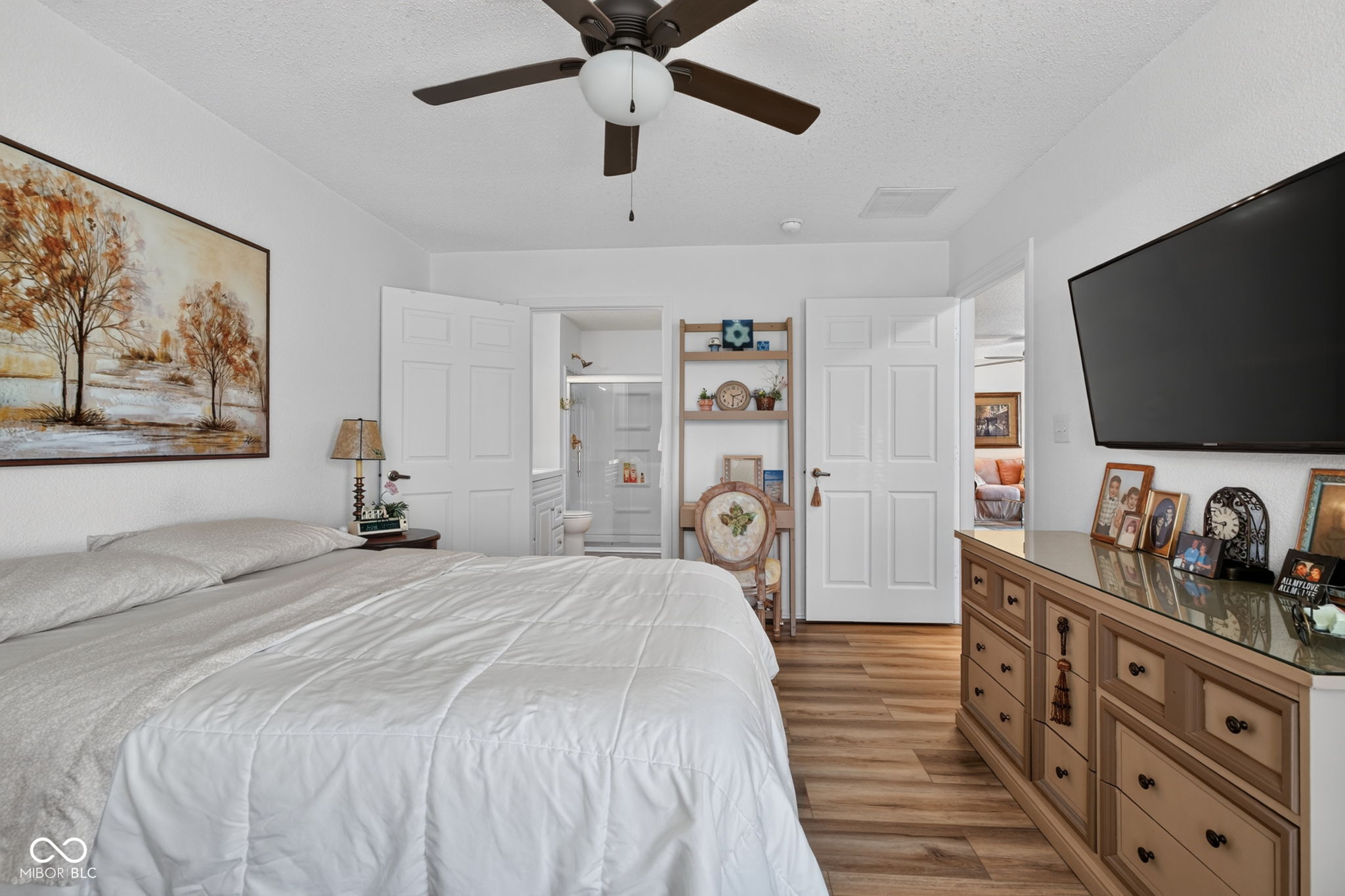 6214 Robinwood Lane