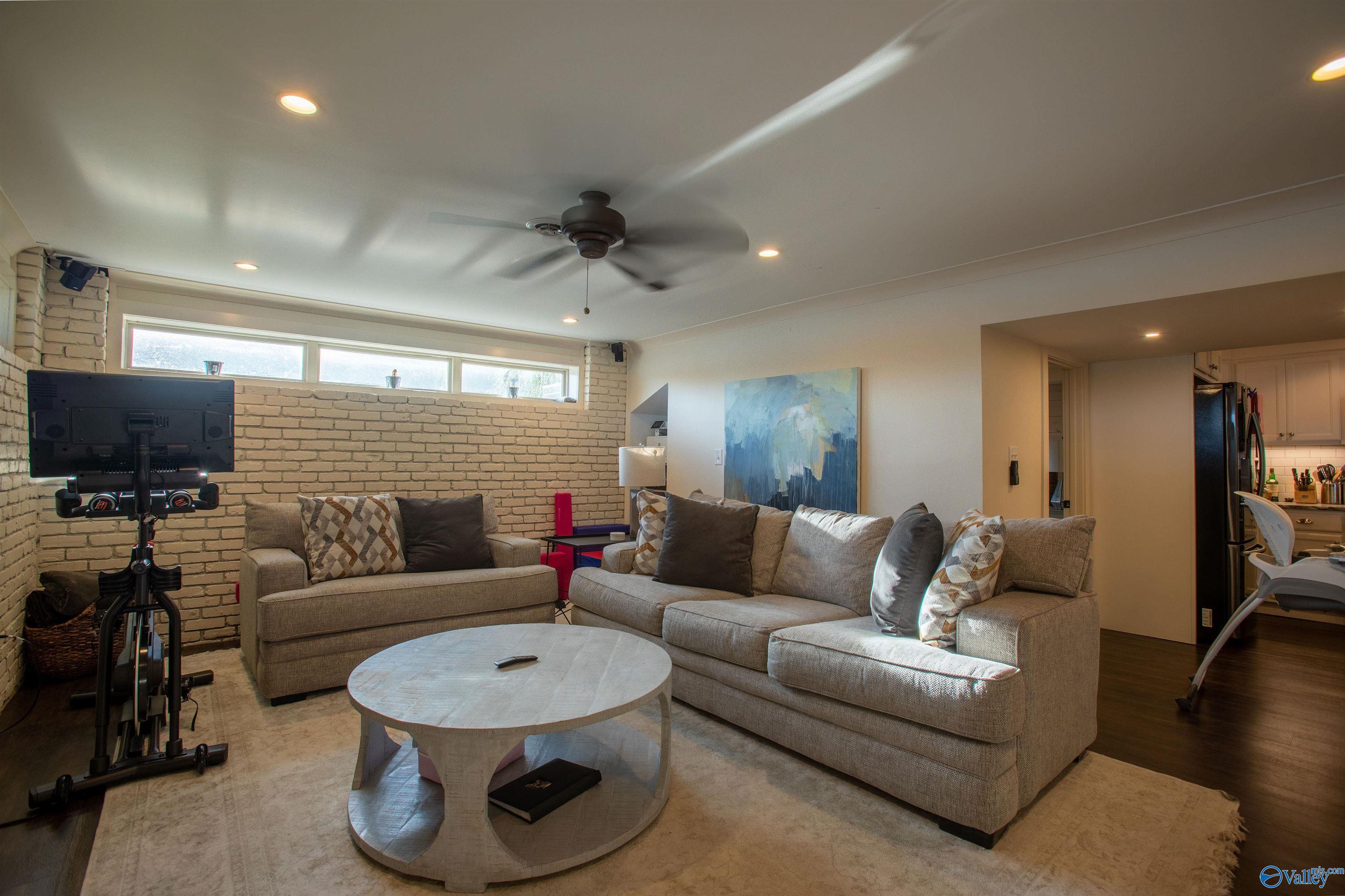 5351 Lister Ferry Road
