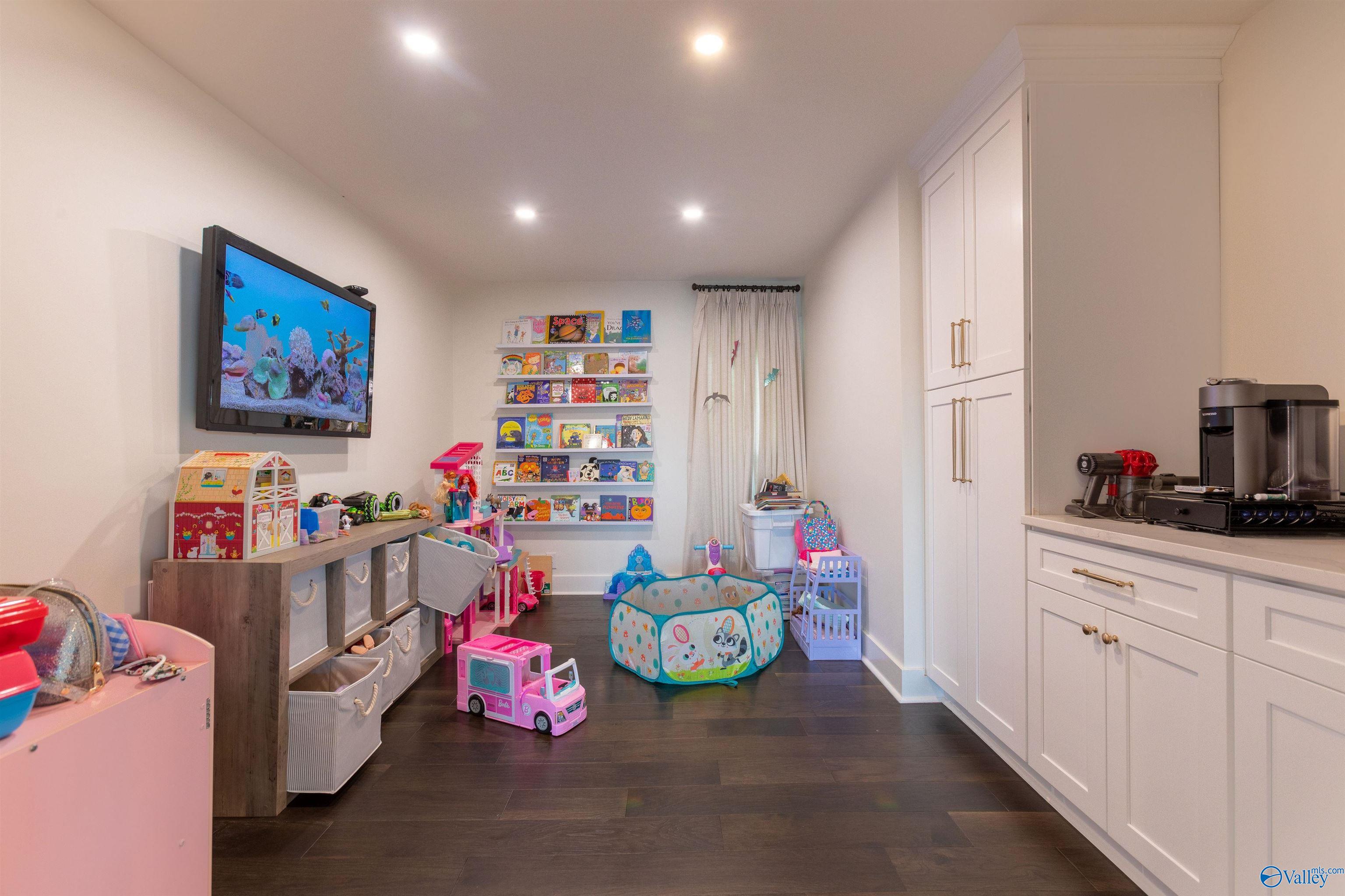 5351 Lister Ferry Road