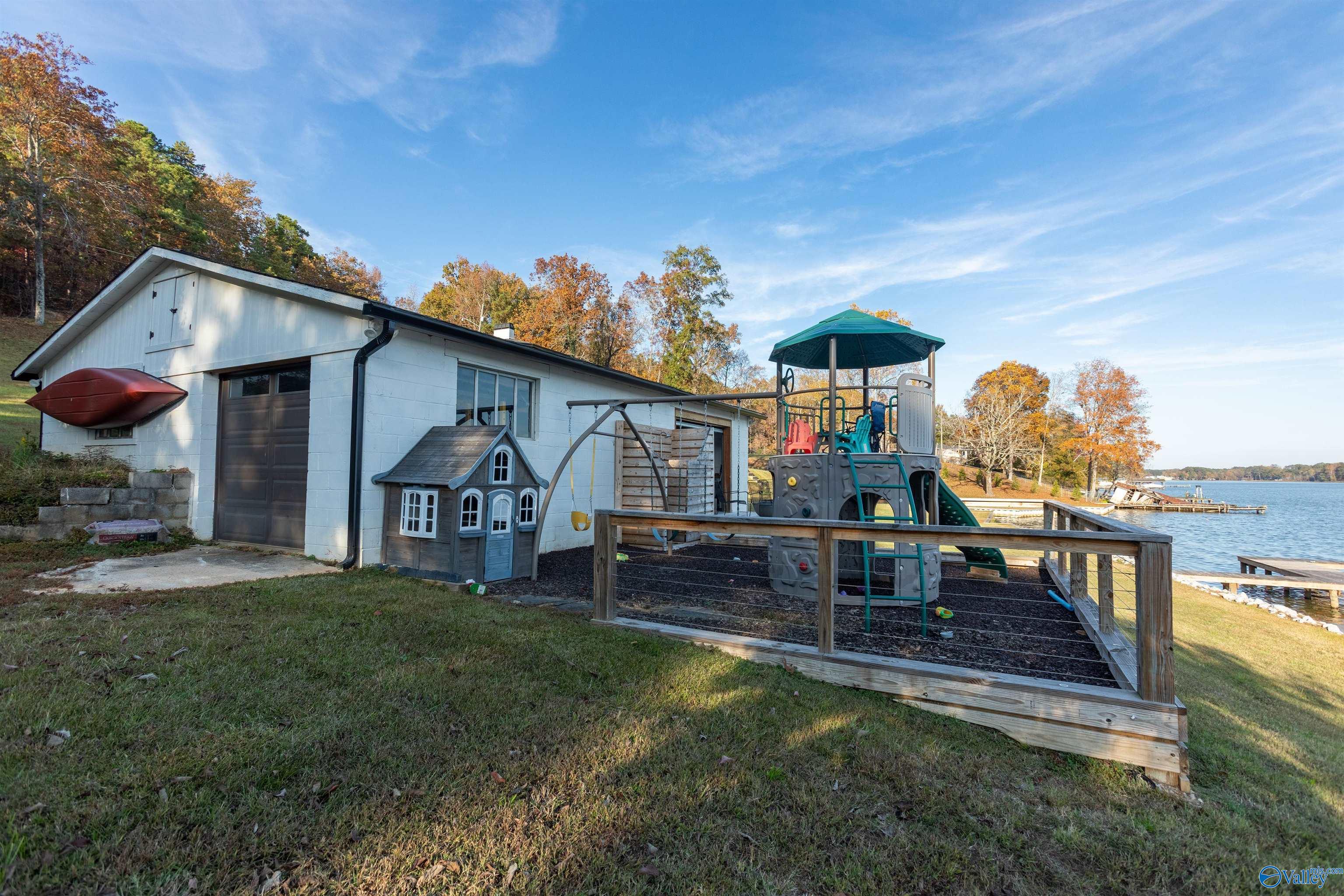 5351 Lister Ferry Road
