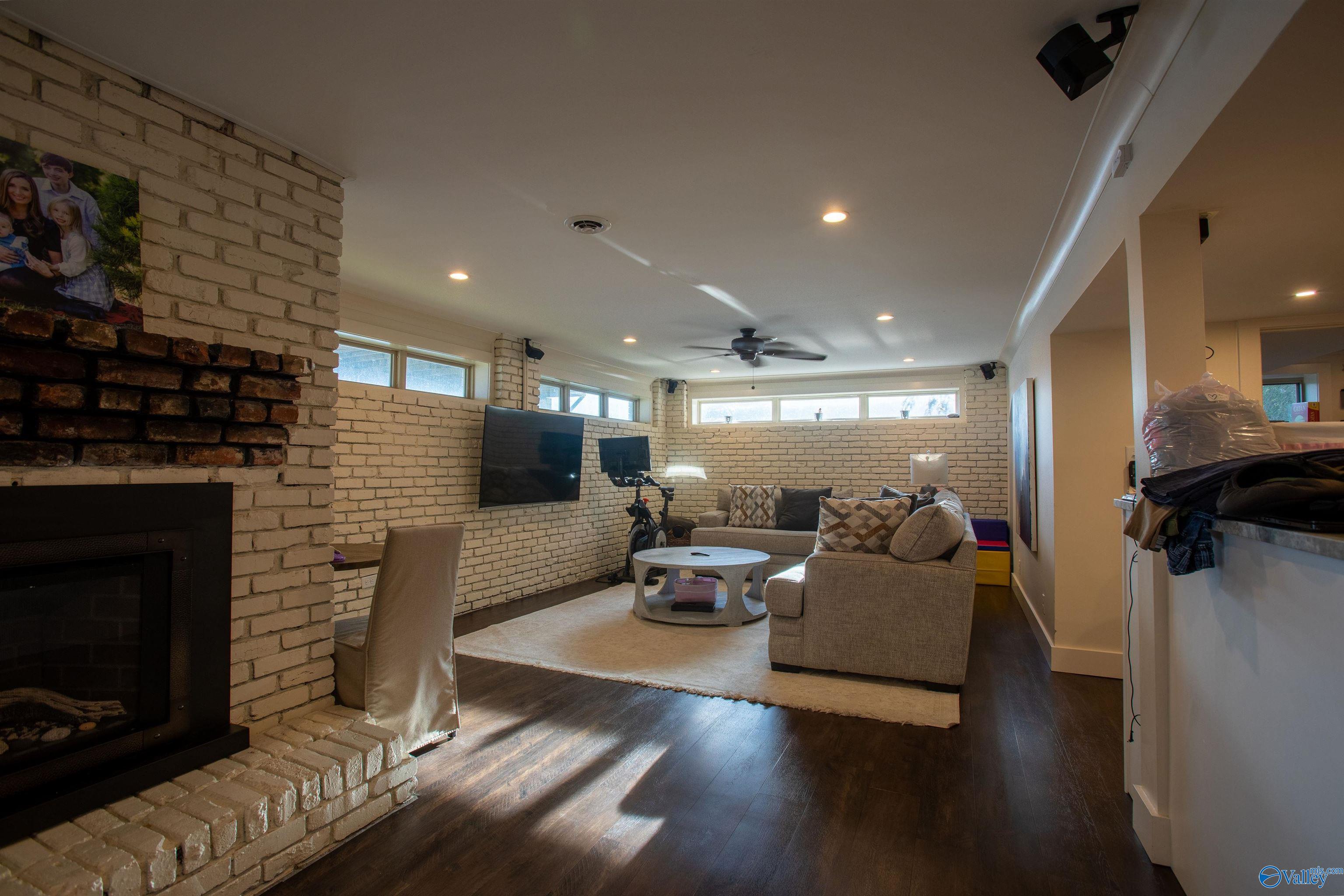 5351 Lister Ferry Road
