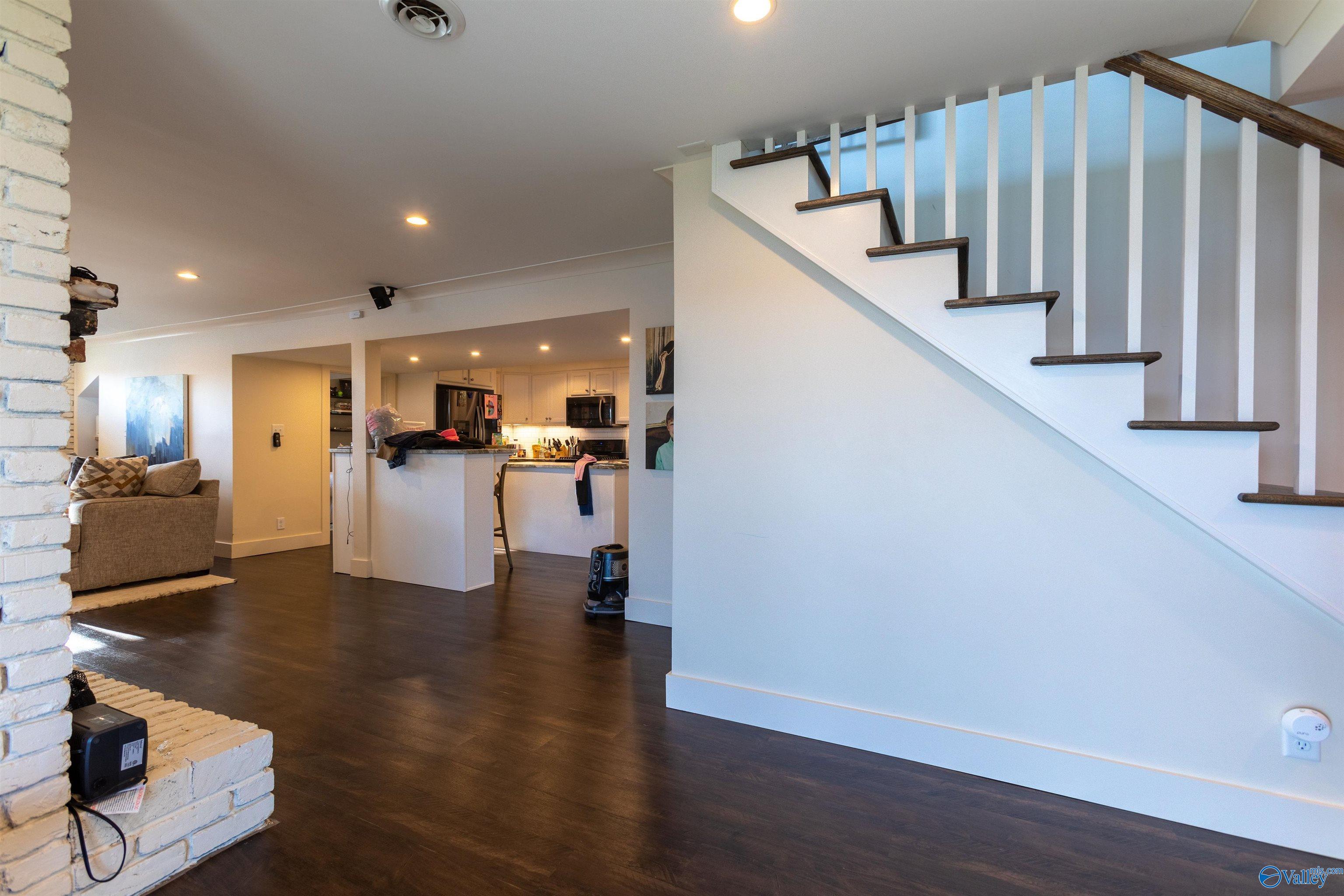 5351 Lister Ferry Road
