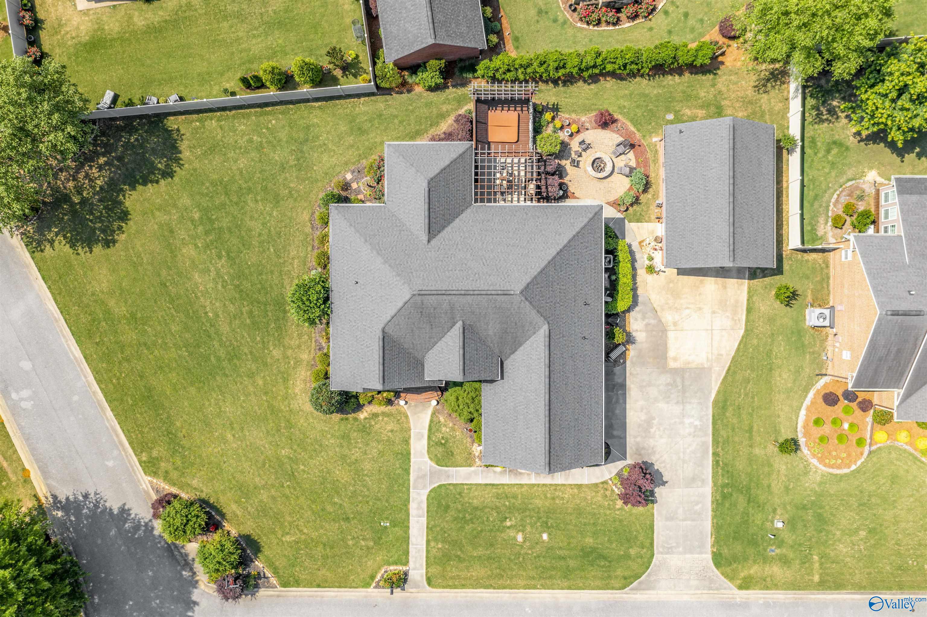 1825 Ashley Lane