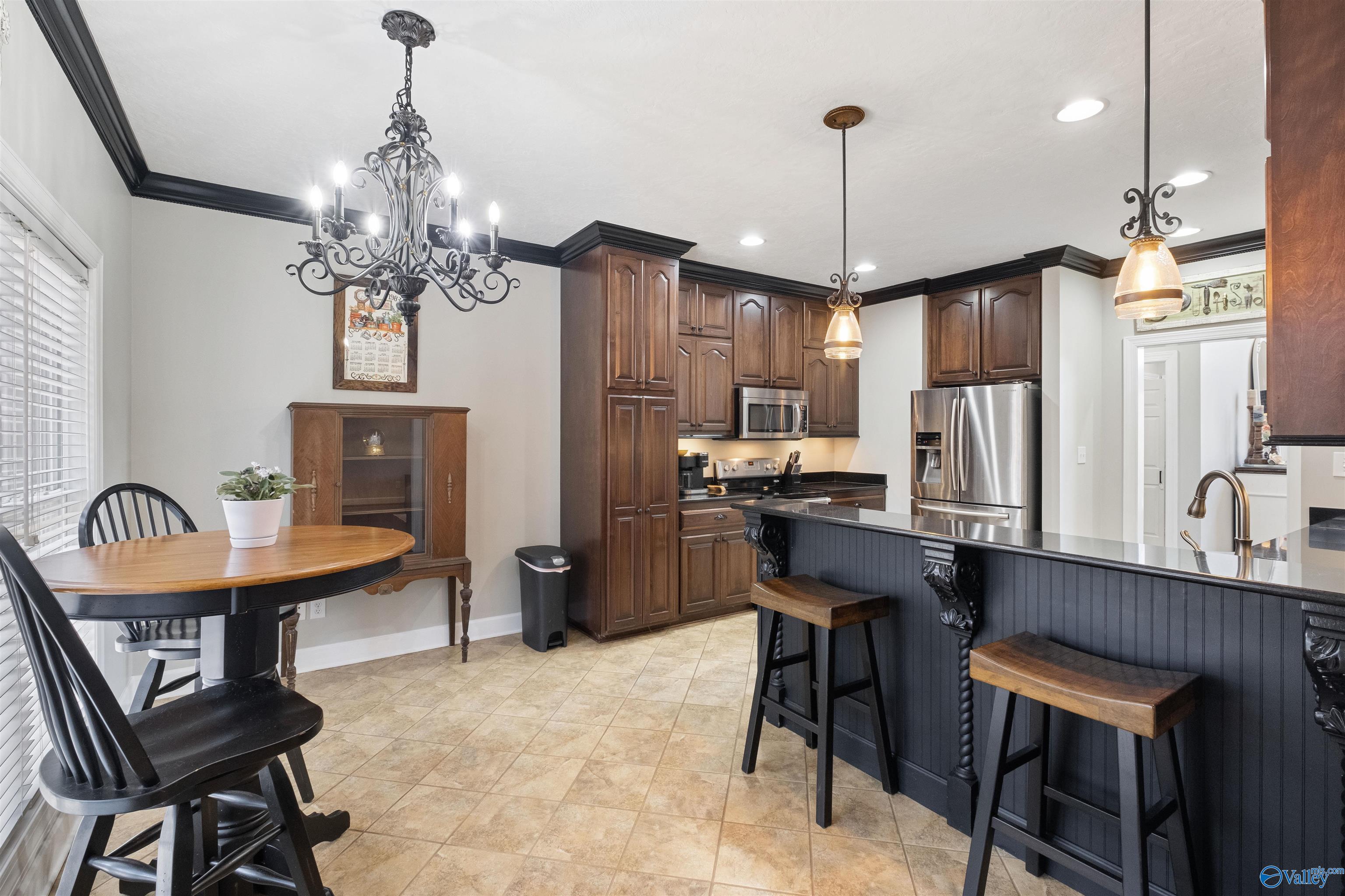 1825 Ashley Lane