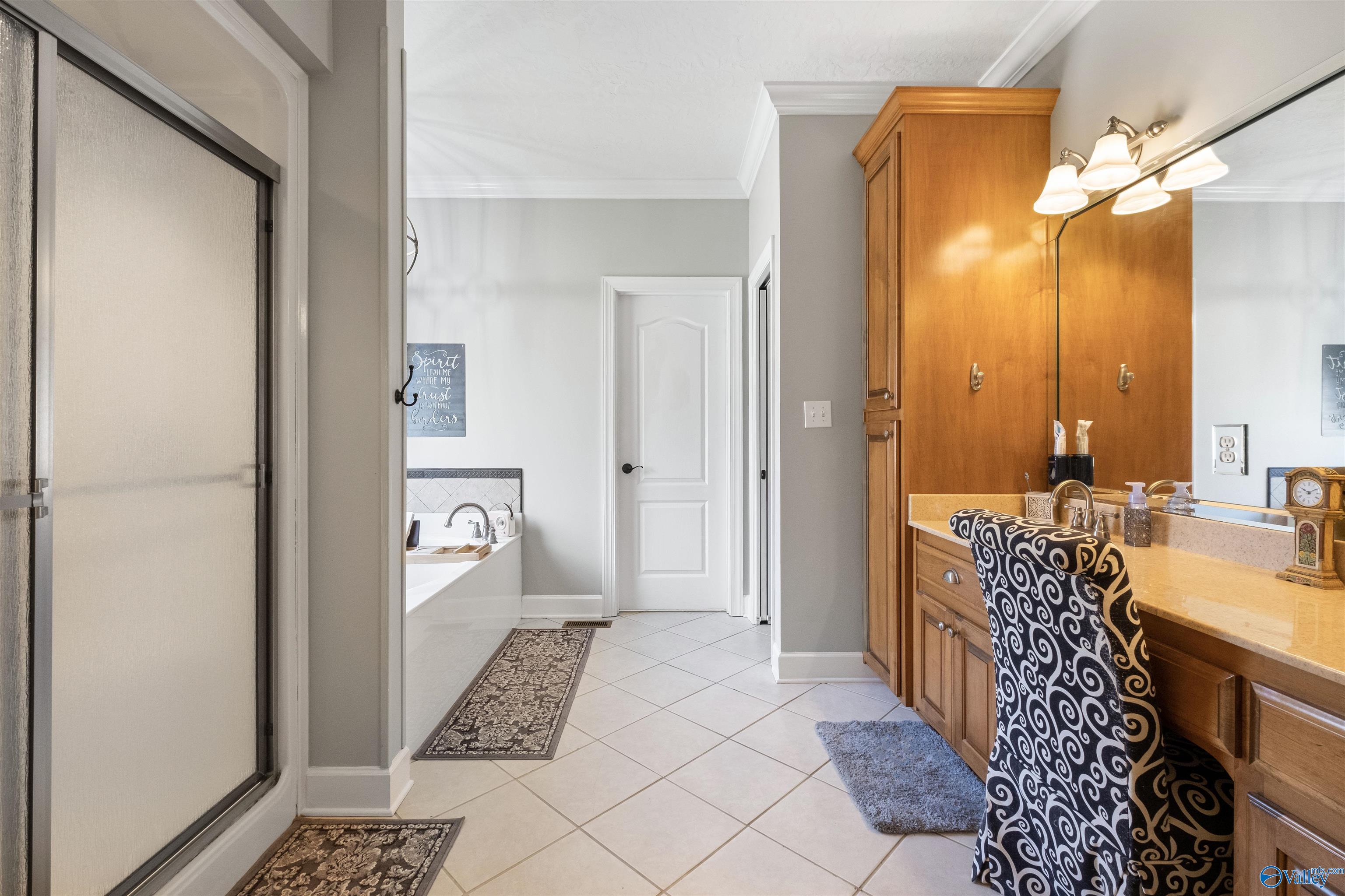 1825 Ashley Lane