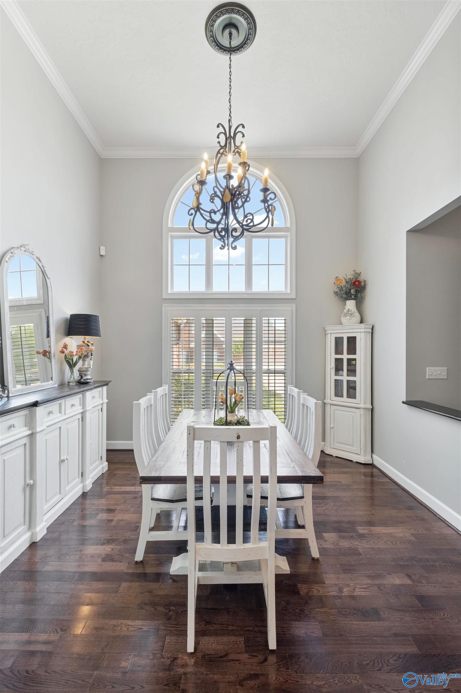 1825 Ashley Lane