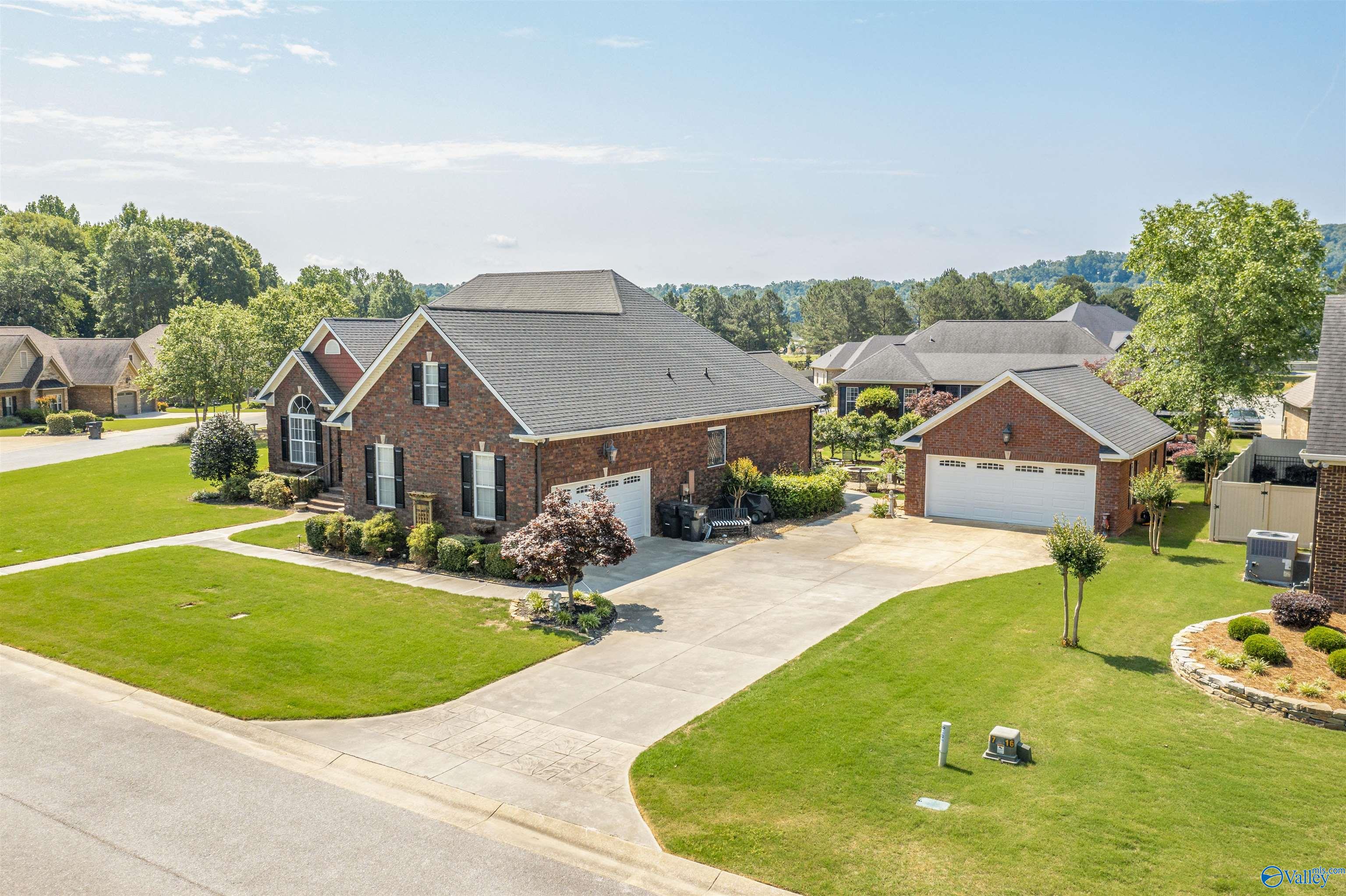 1825 Ashley Lane