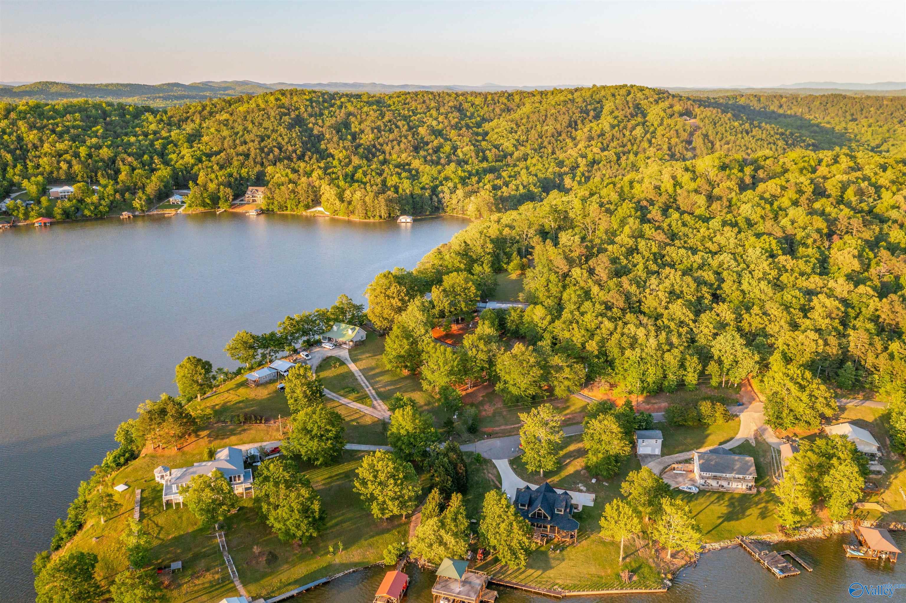 1996 Mohawk Cliff Road