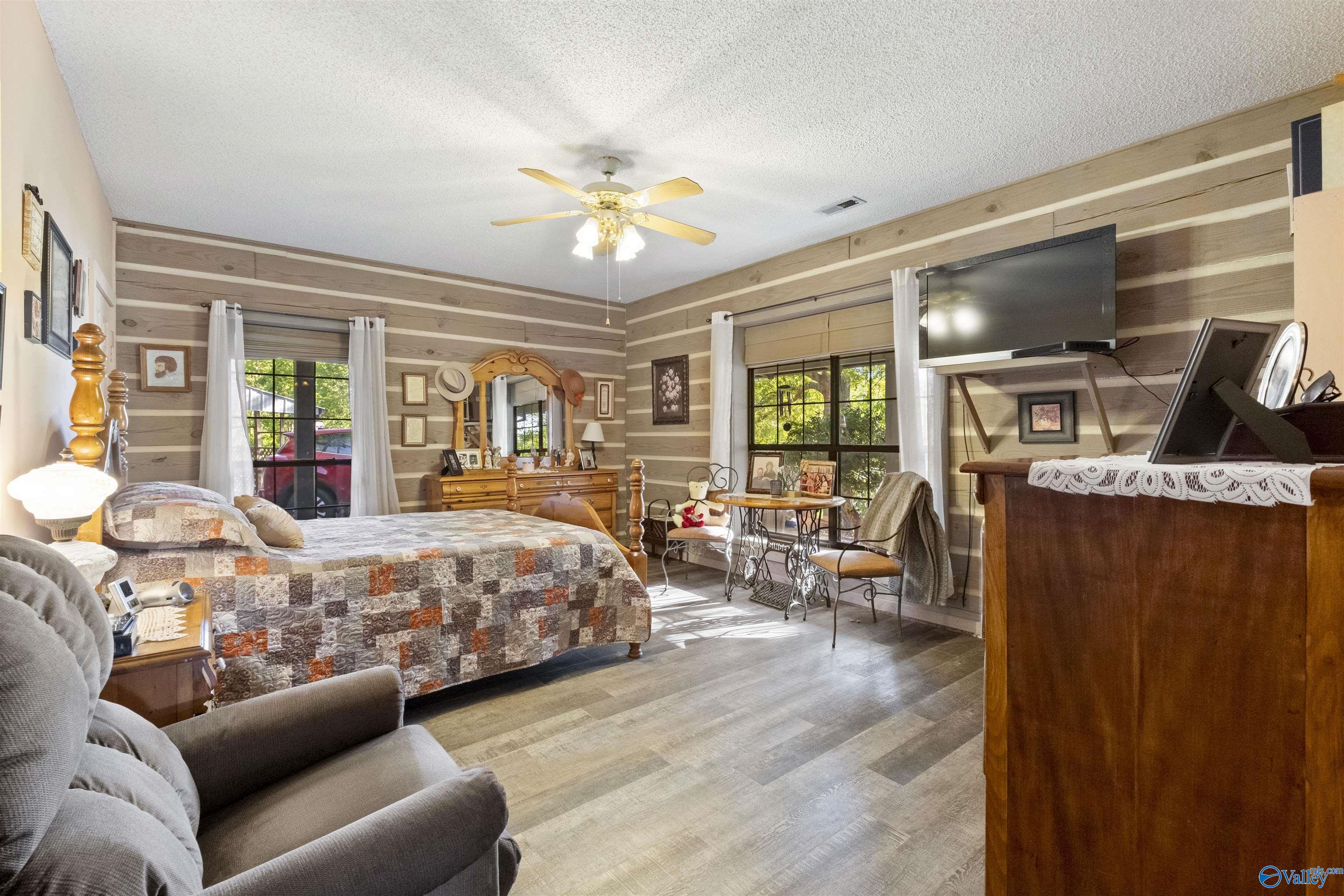 1996 Mohawk Cliff Road