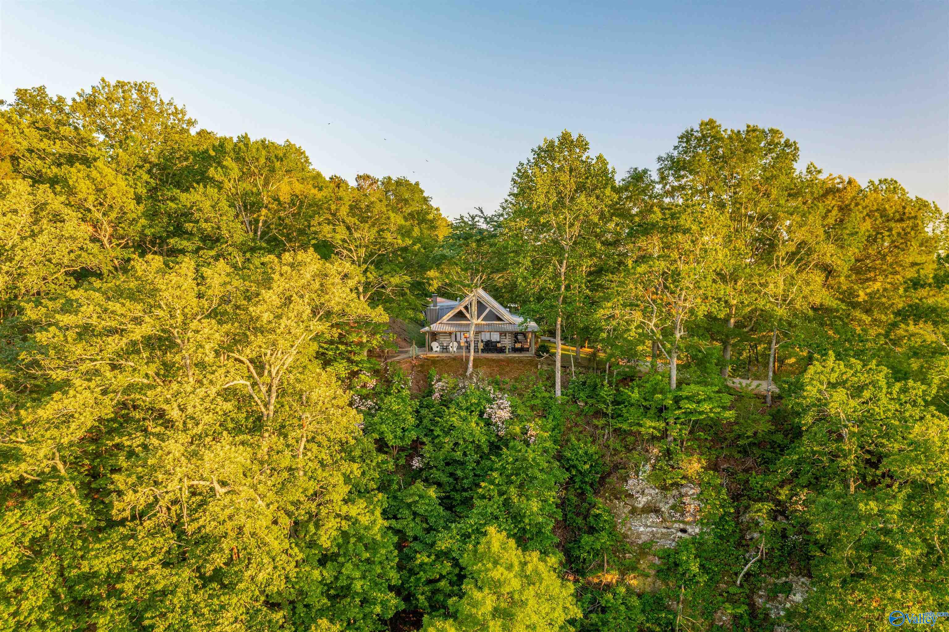 1996 Mohawk Cliff Road