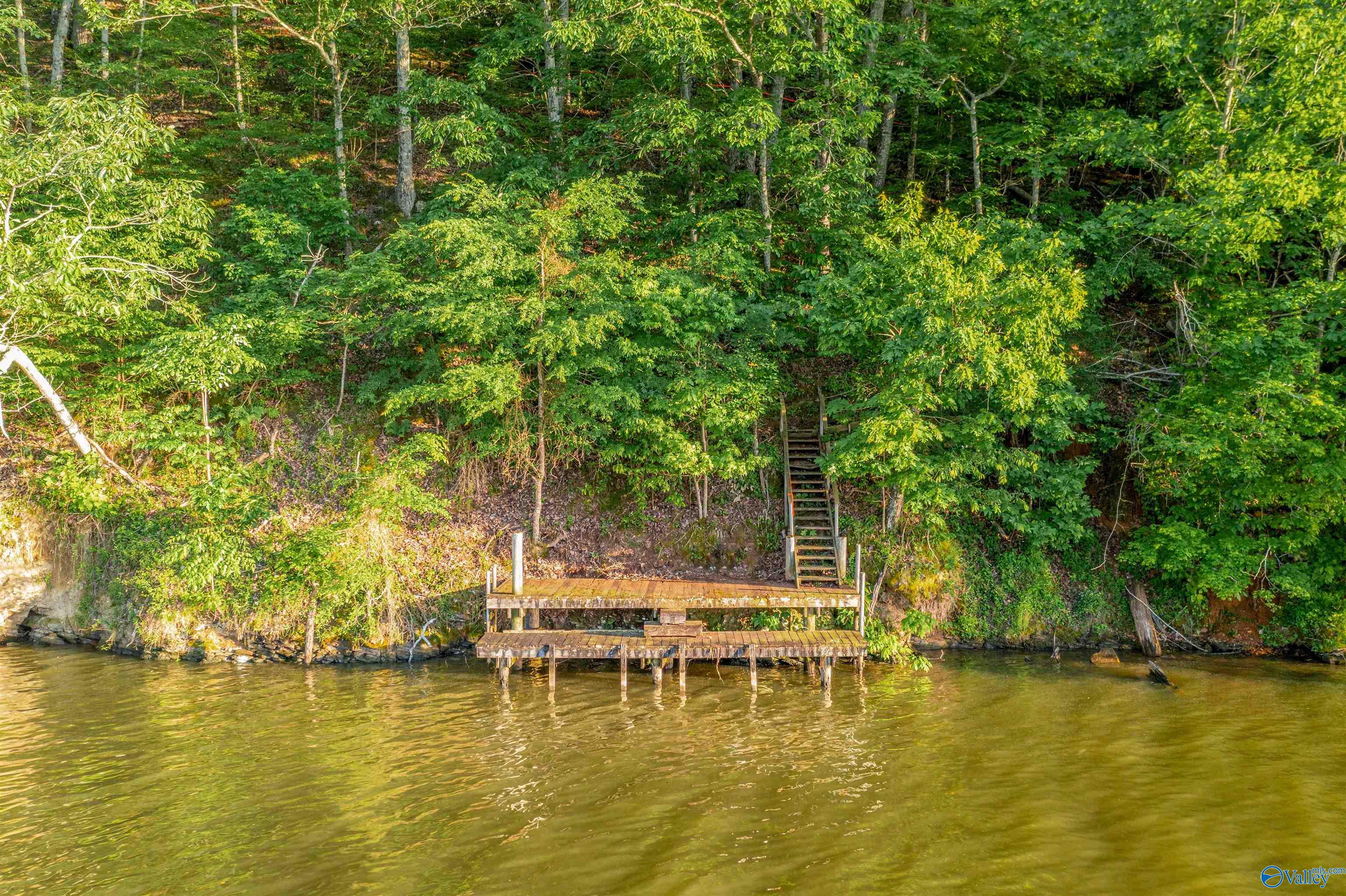 1996 Mohawk Cliff Road