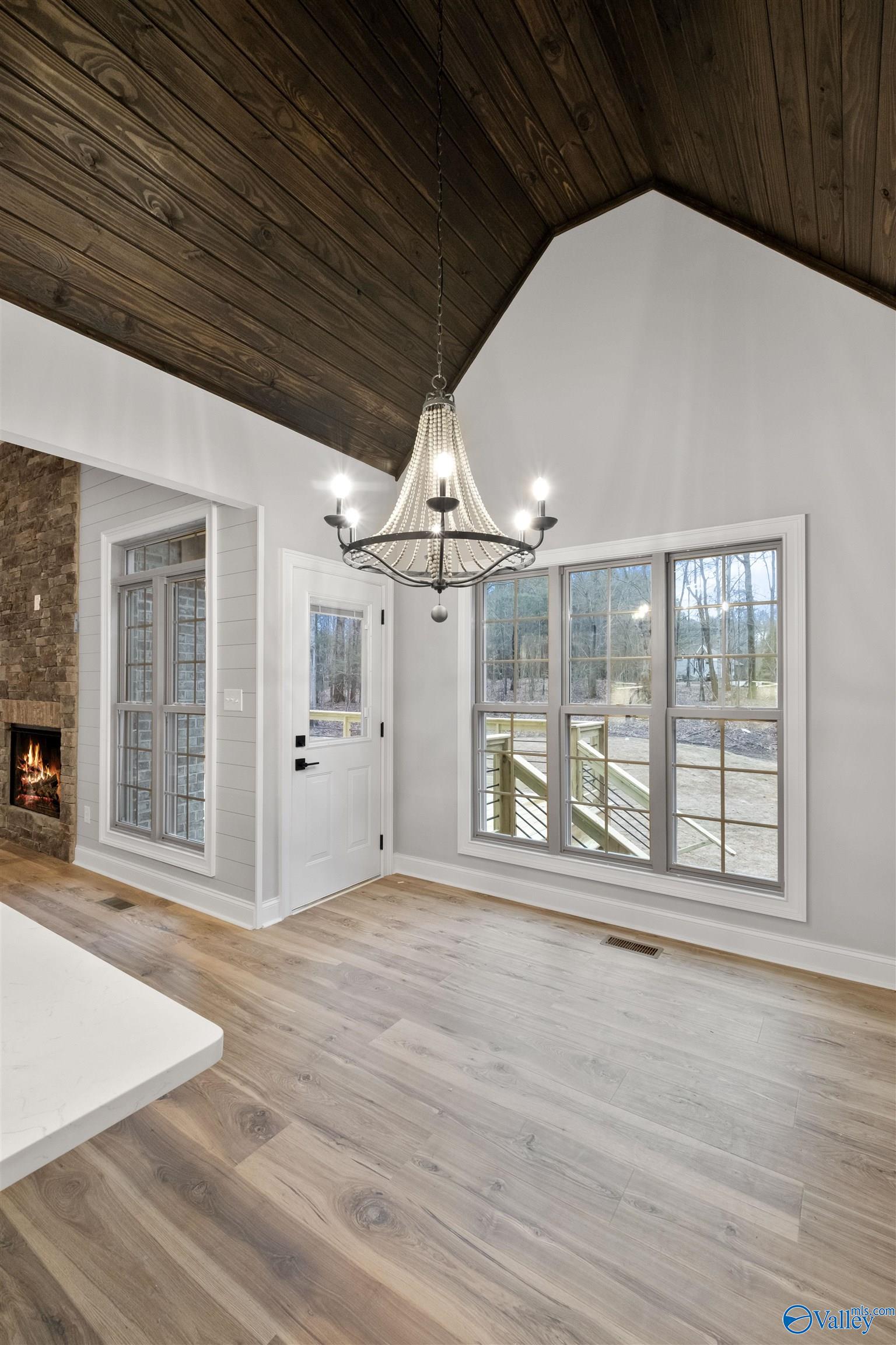 70 Arrowhead Cove