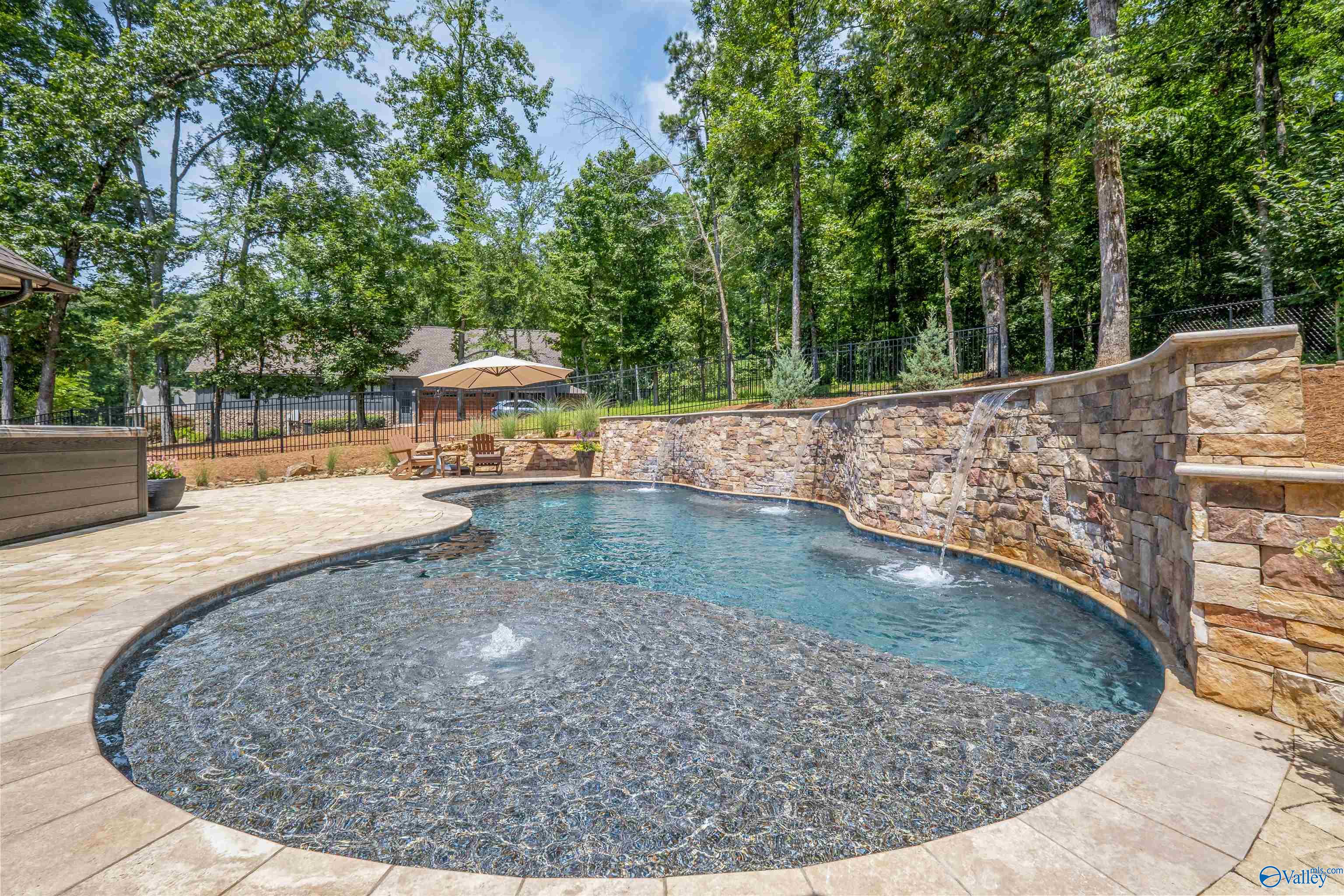 108 River Point