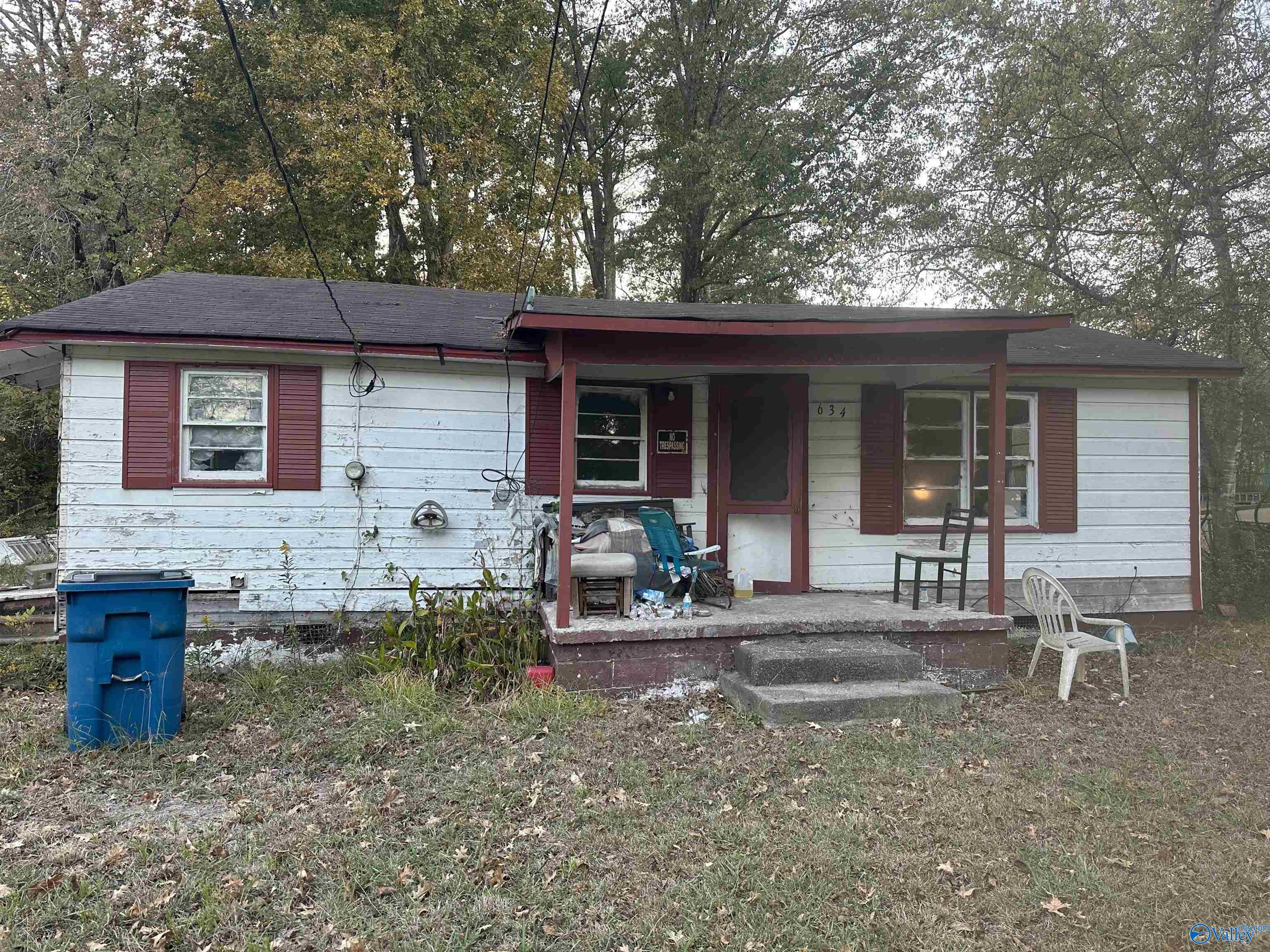 634 Dewey Avenue