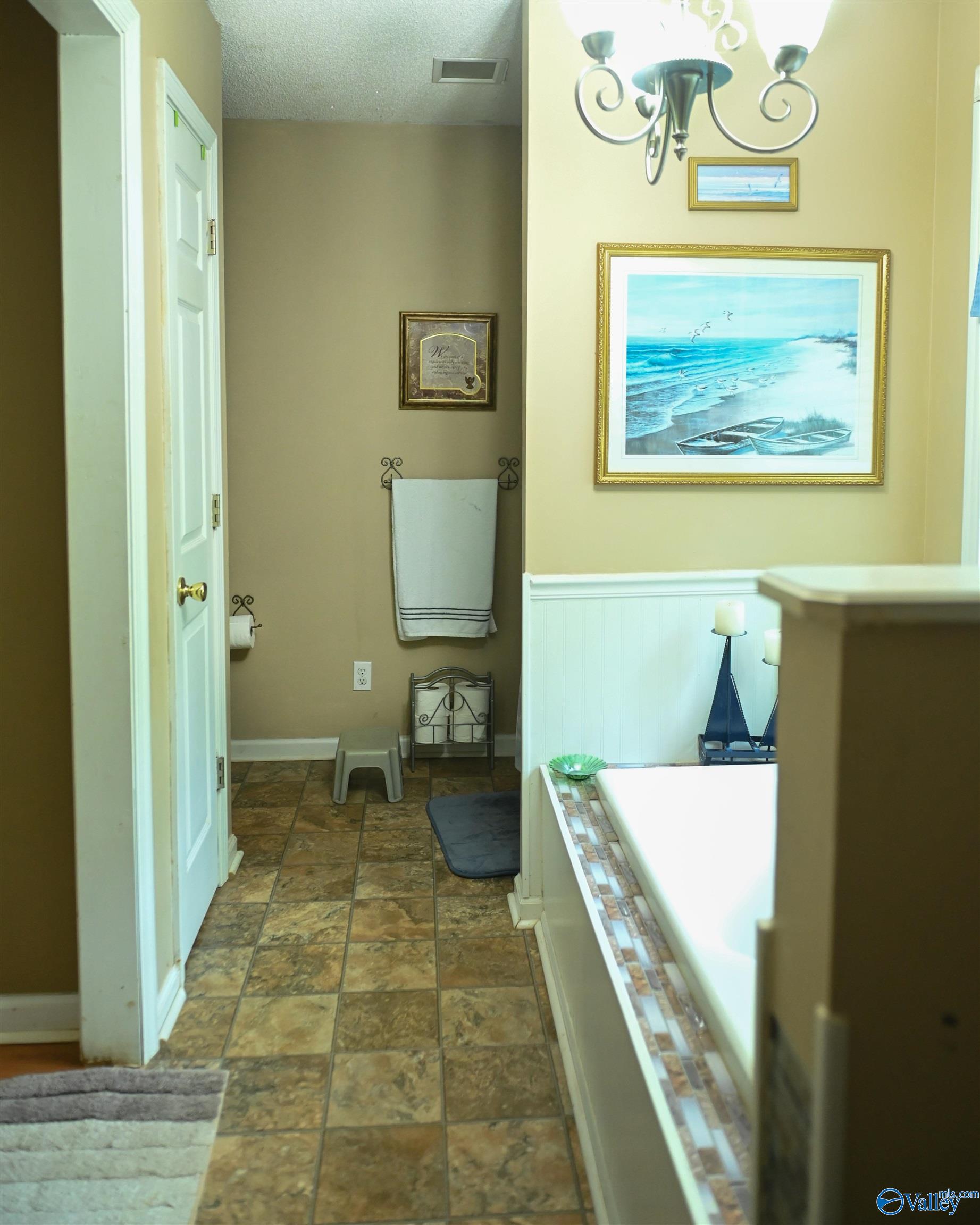 2697 Friendship Road
