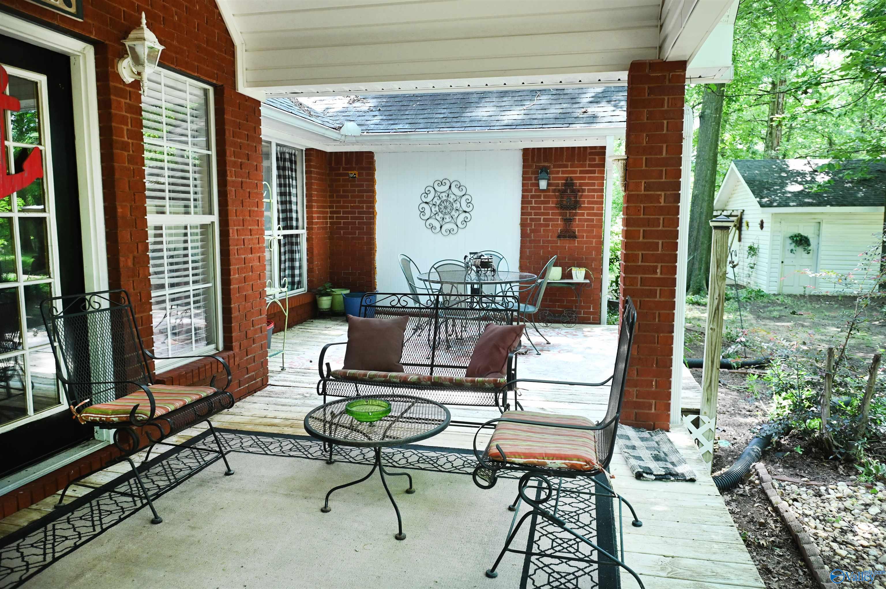 2697 Friendship Road