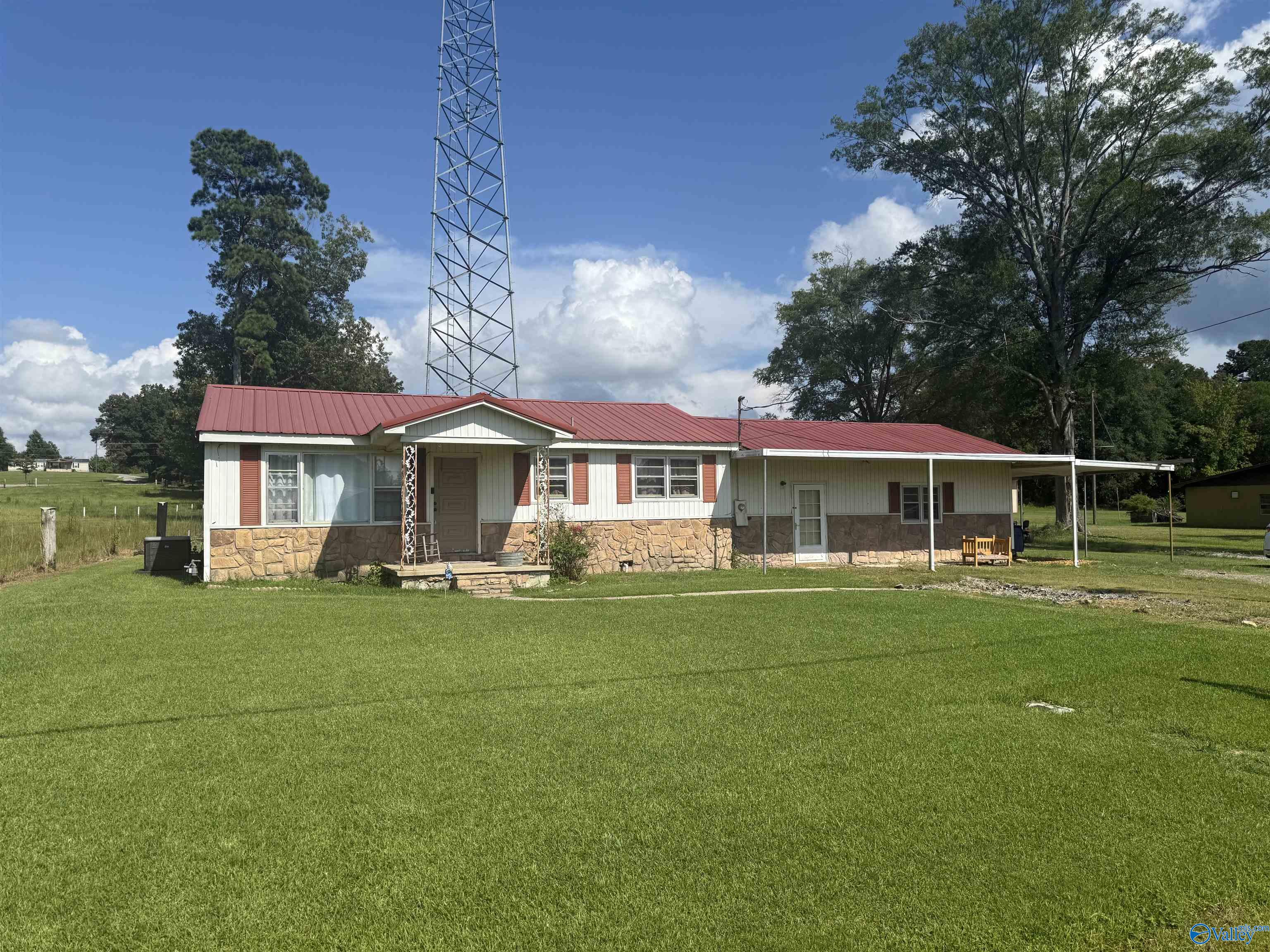 1424 Marguerite Avenue