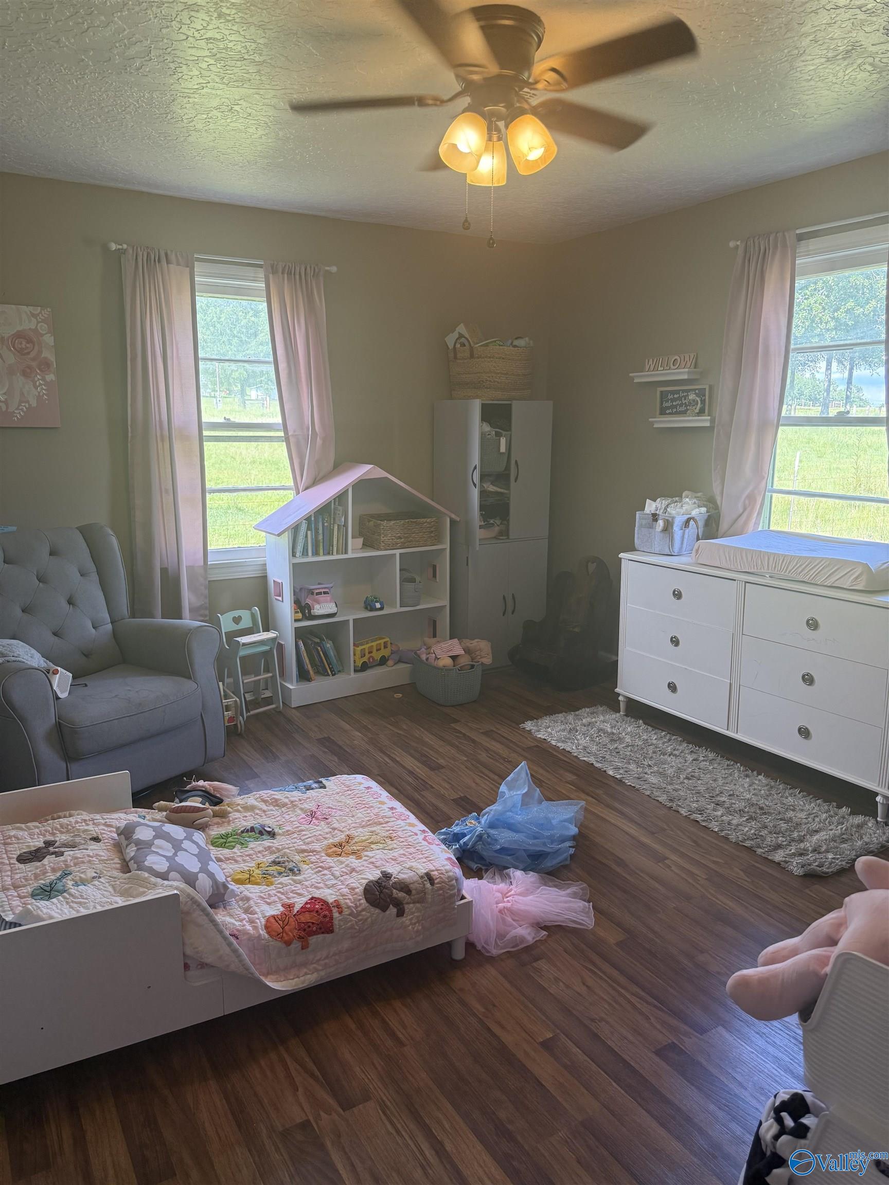 1424 Marguerite Avenue