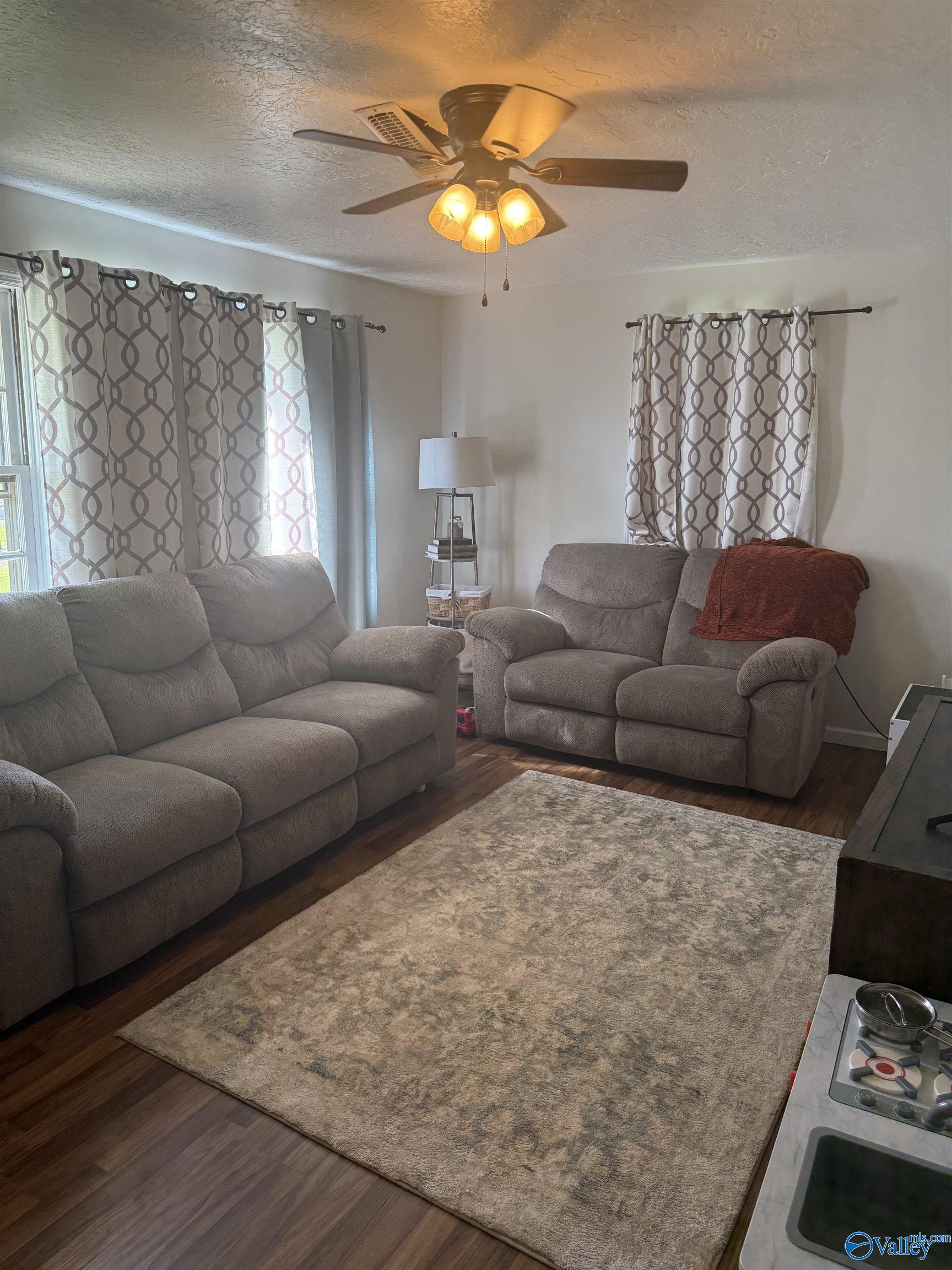 1424 Marguerite Avenue