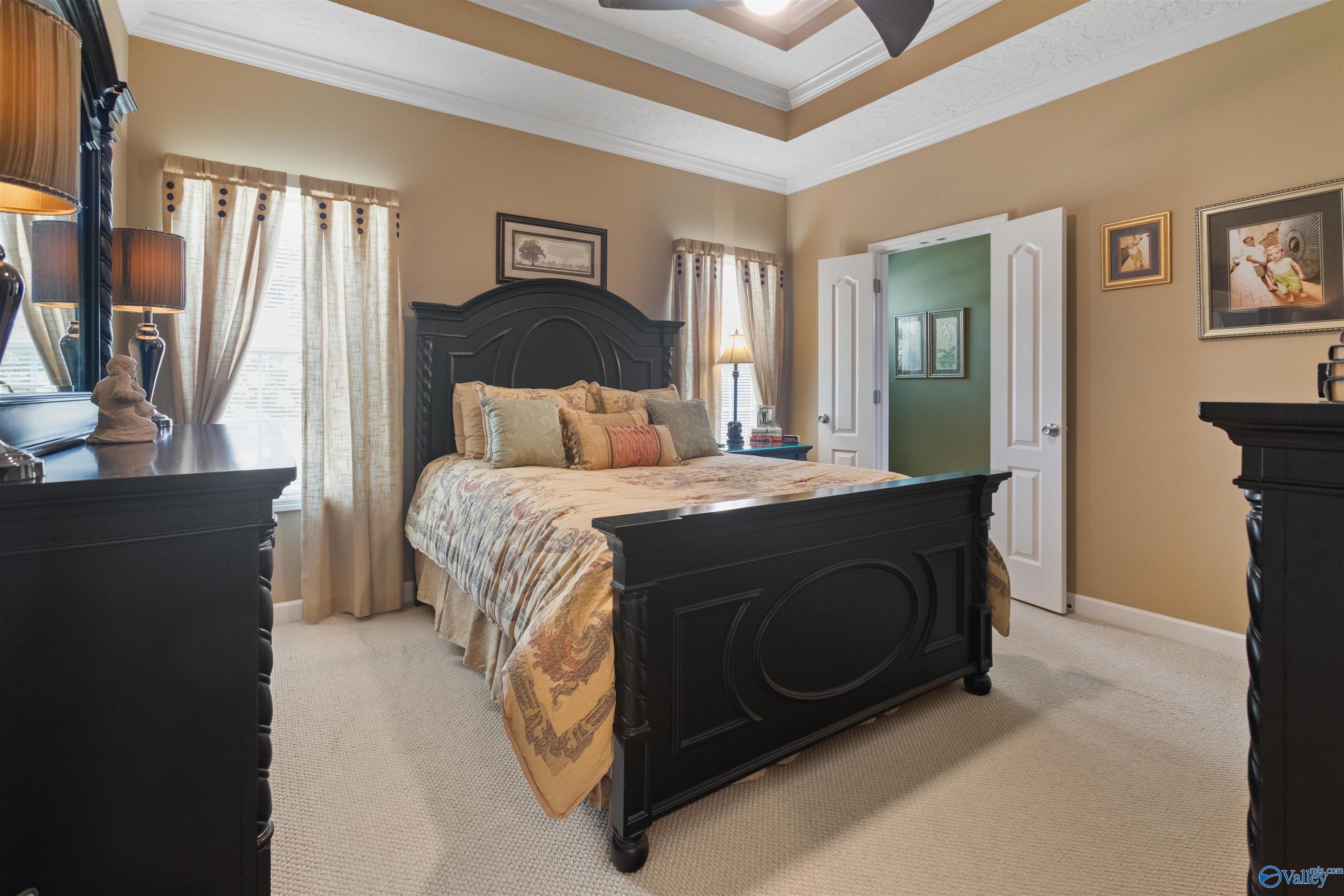 103 Glen Oaks Circle