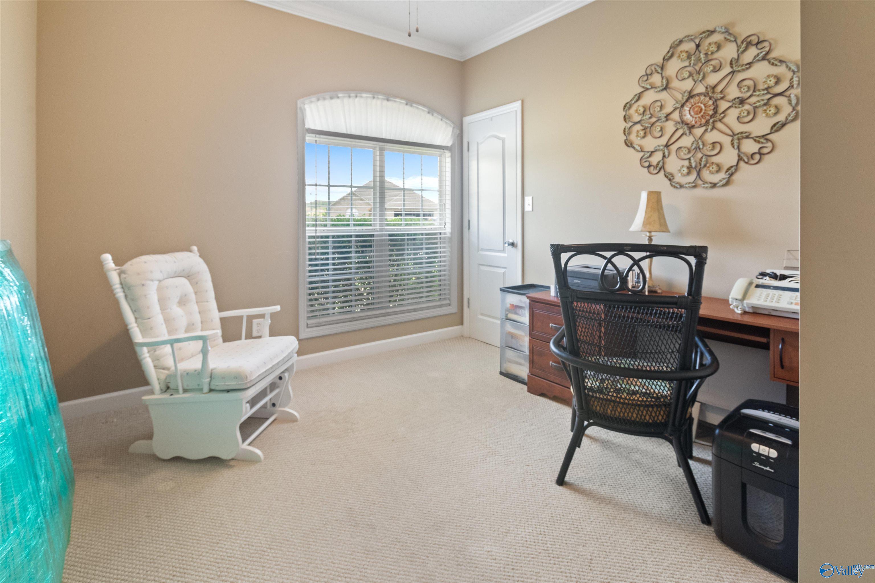 103 Glen Oaks Circle