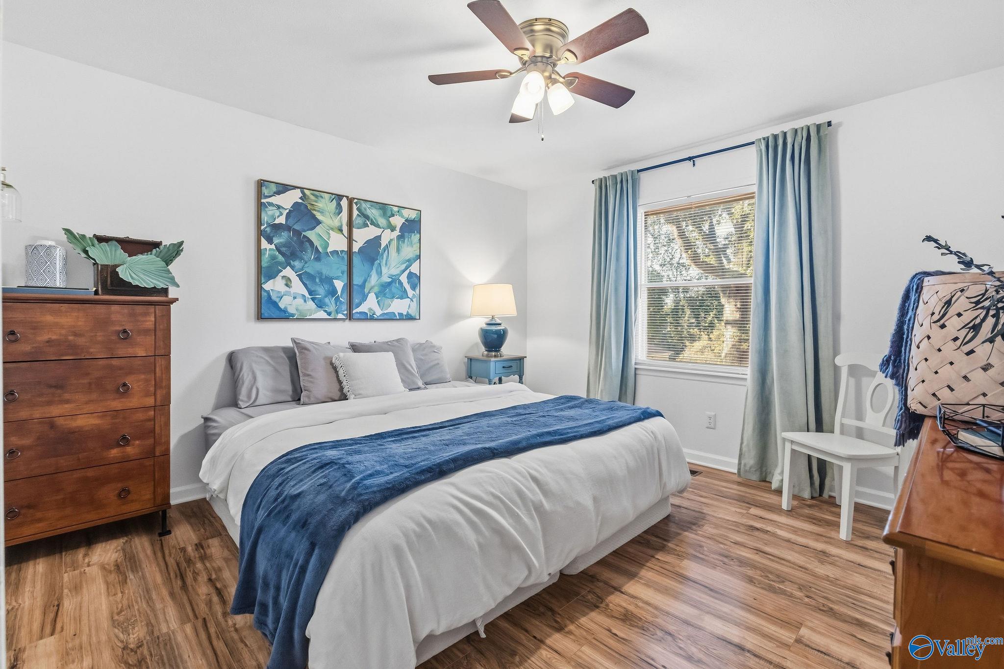 125 S South Hawk Drive, Rainbow City