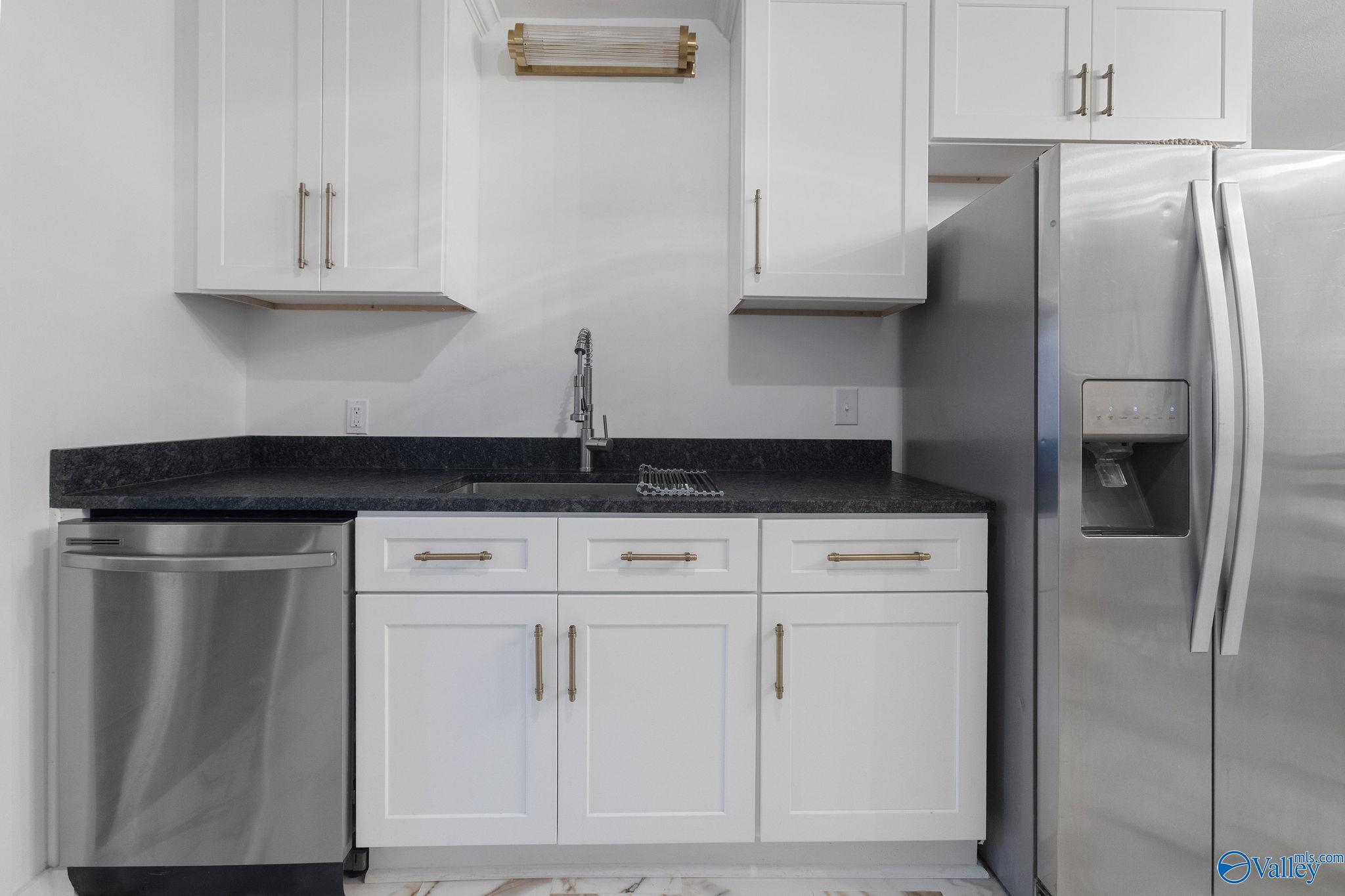 125 S South Hawk Drive, Rainbow City