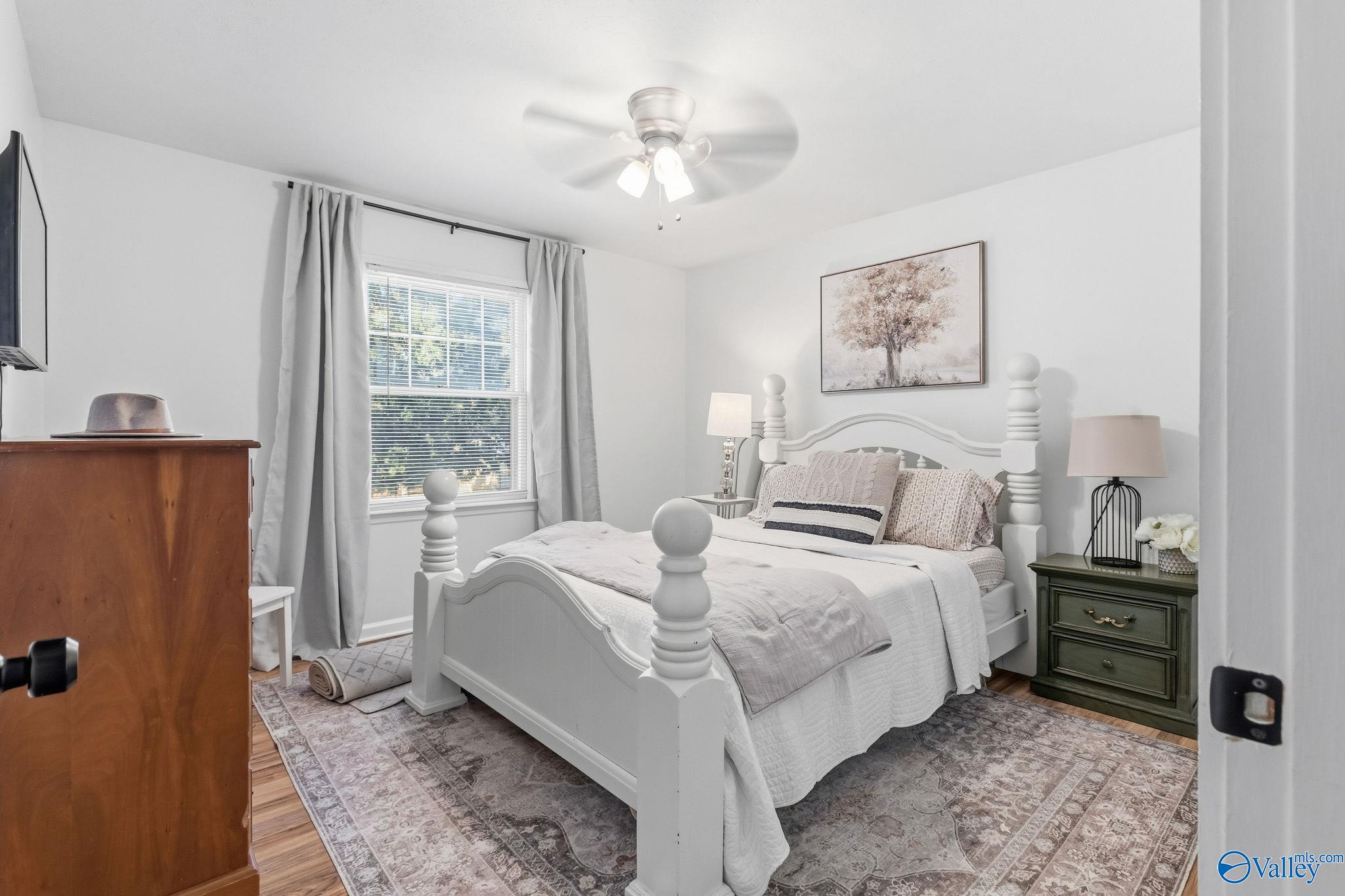 125 S South Hawk Drive, Rainbow City