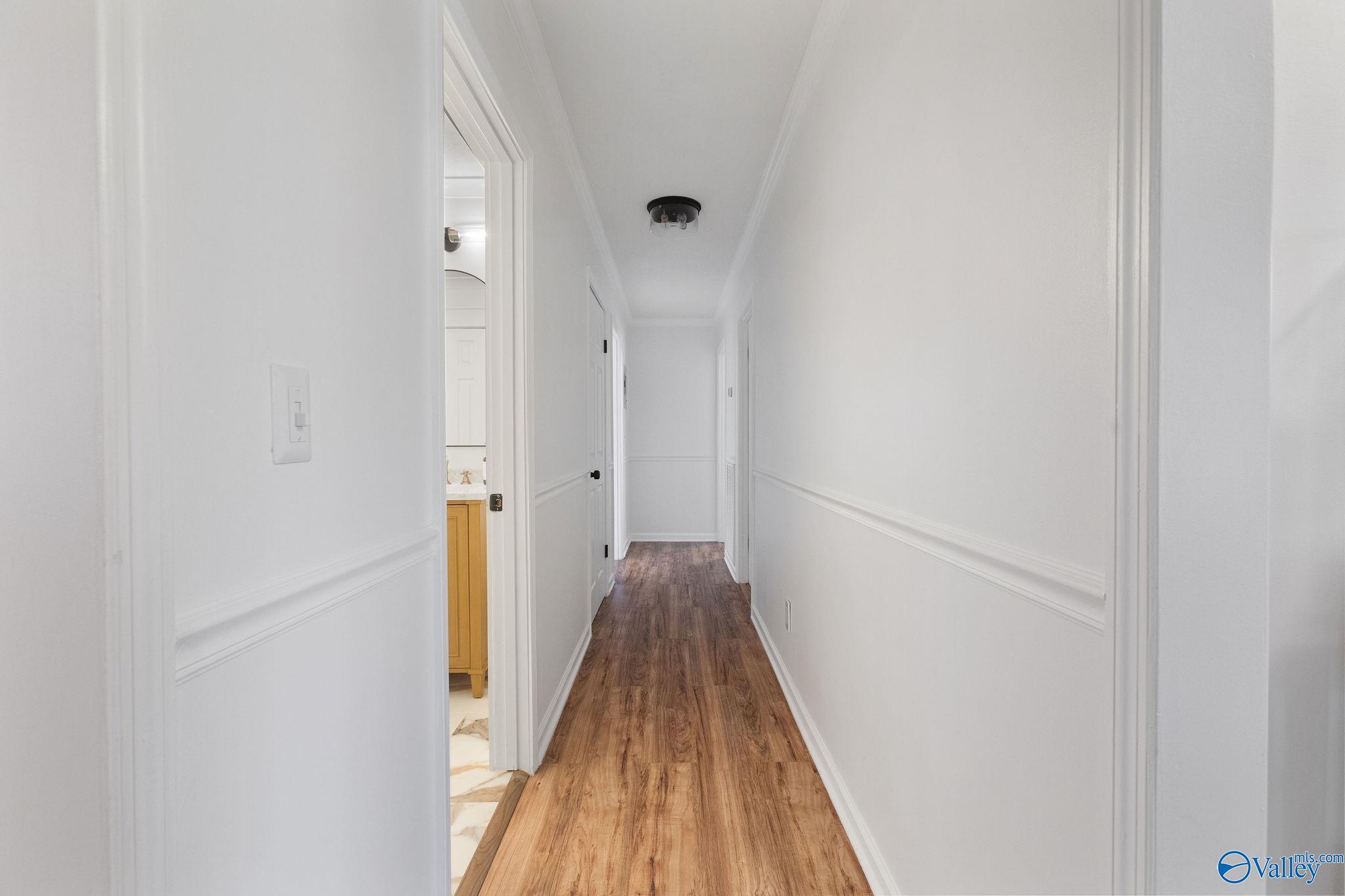 125 S South Hawk Drive, Rainbow City