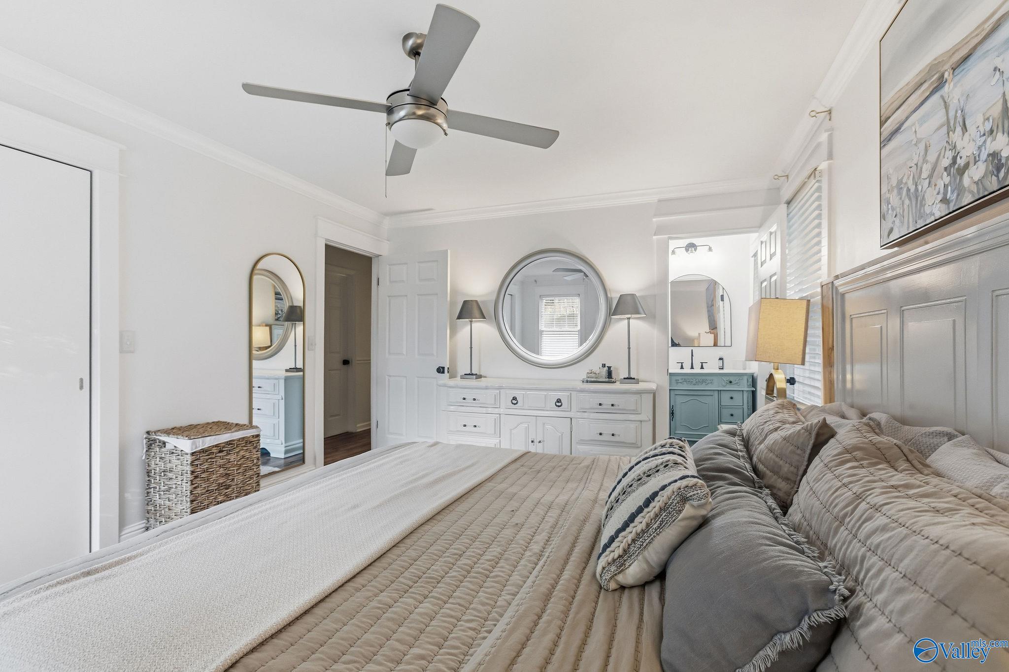 125 S South Hawk Drive, Rainbow City