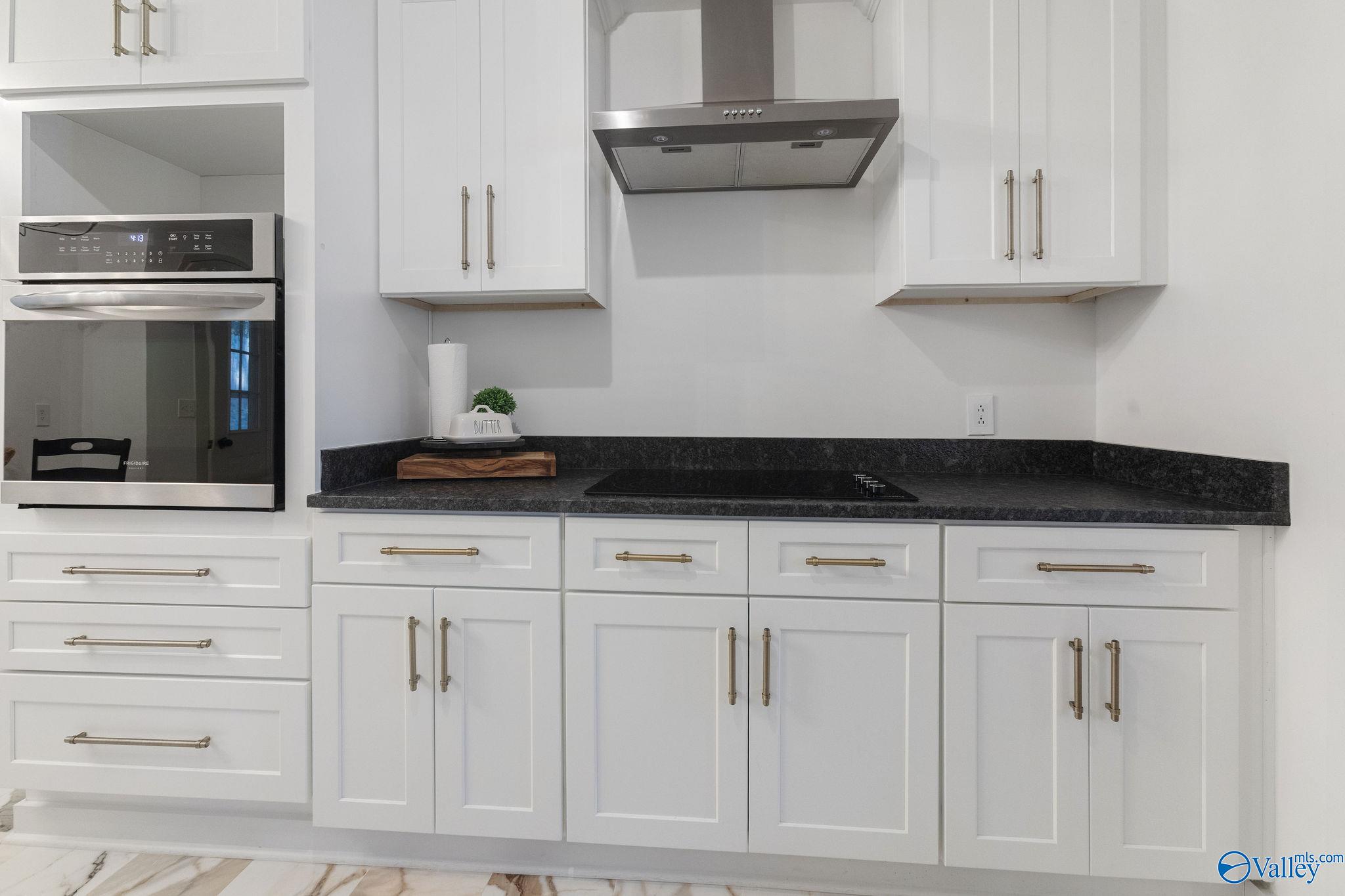 125 S South Hawk Drive, Rainbow City