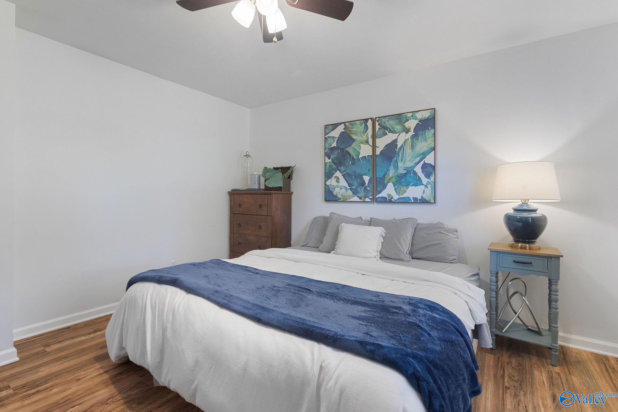 125 S South Hawk Drive, Rainbow City