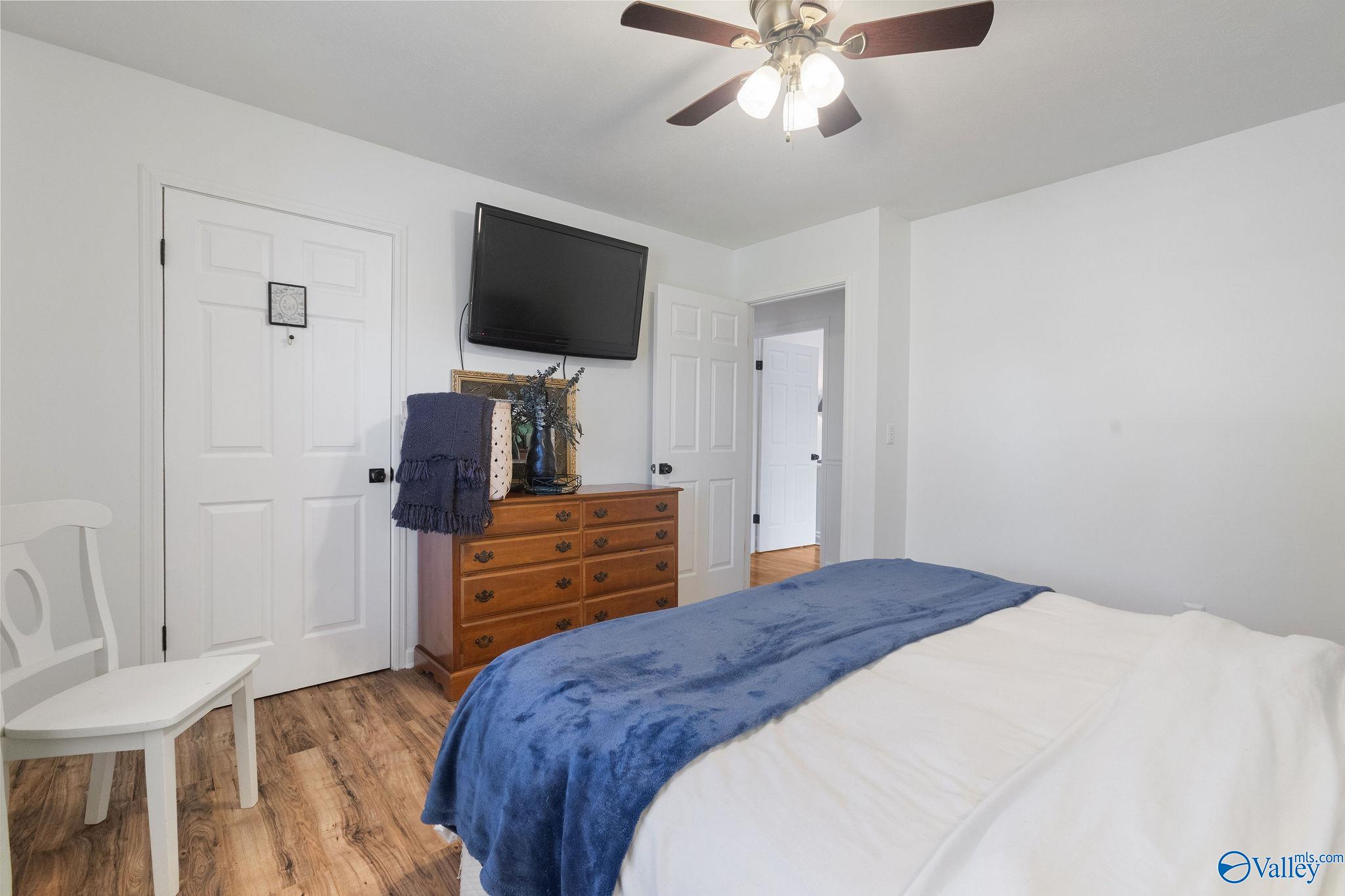 125 S South Hawk Drive, Rainbow City