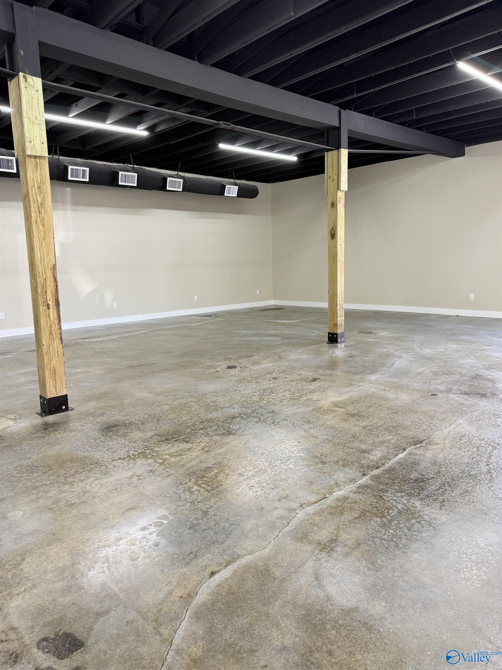 419 Fourth Street NW