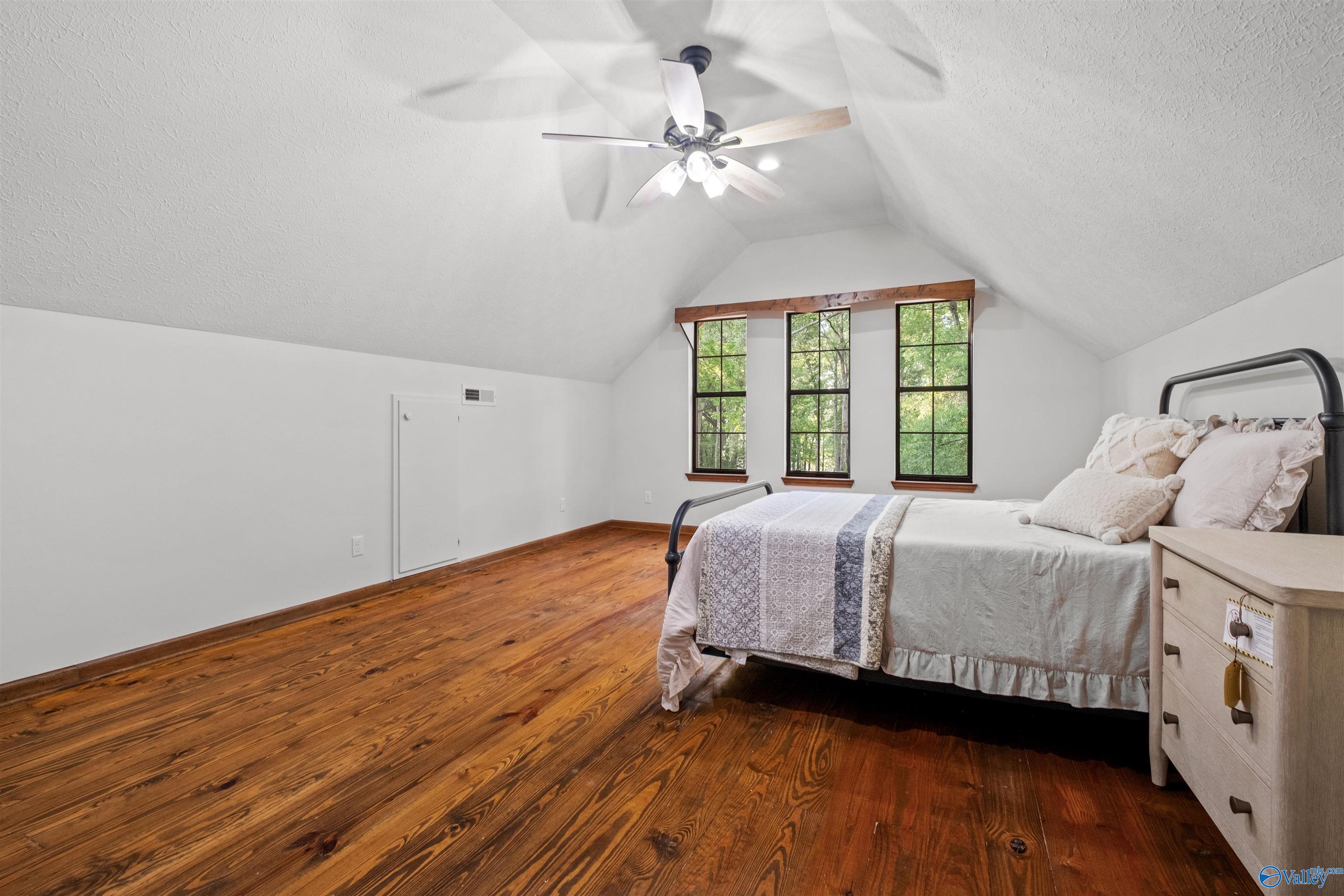 17207 County Road 22